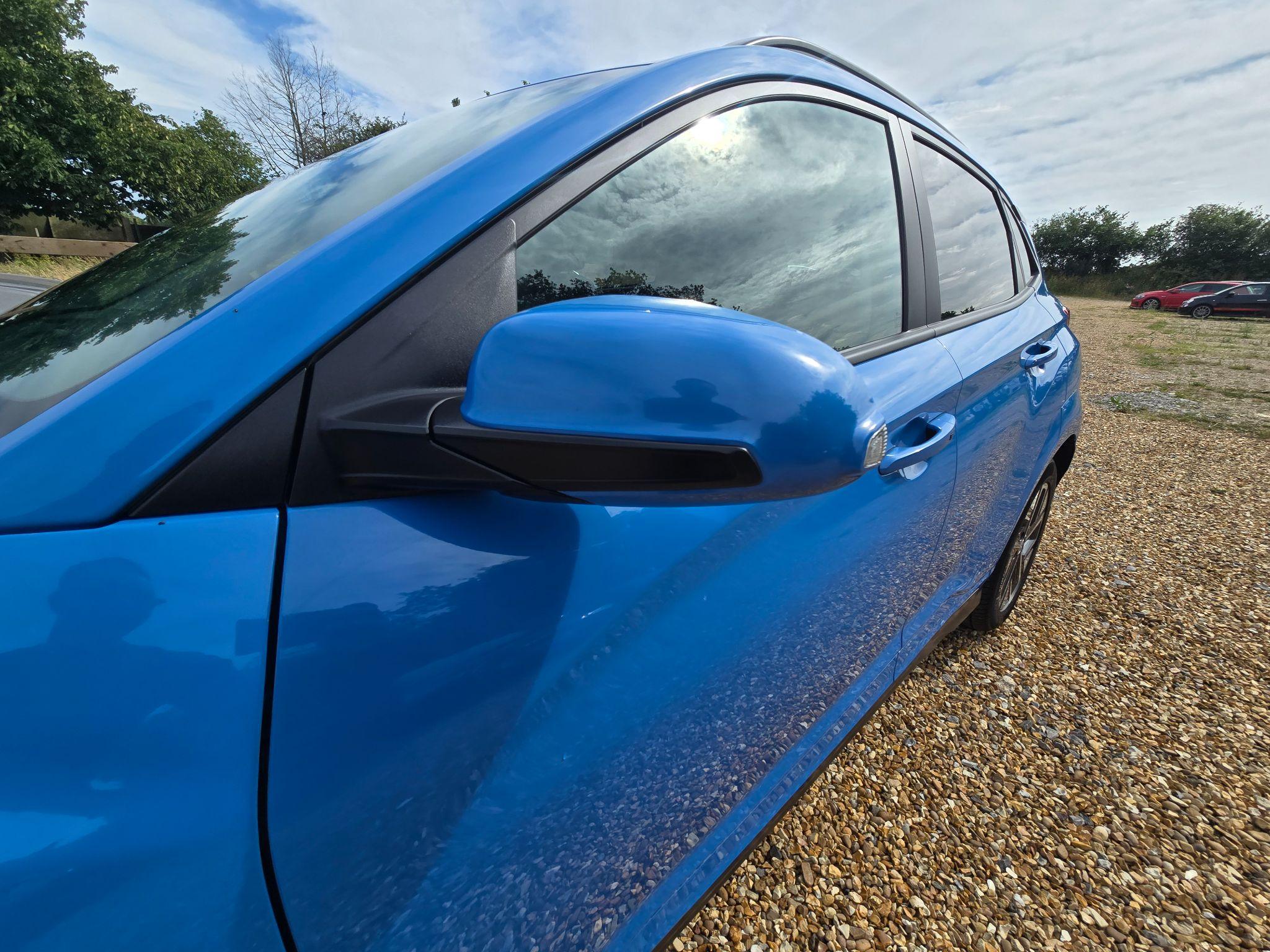 Hyundai Kona 64kWh Premium Auto 5dr (10.5kW Charger) 5dr Automatic 2021