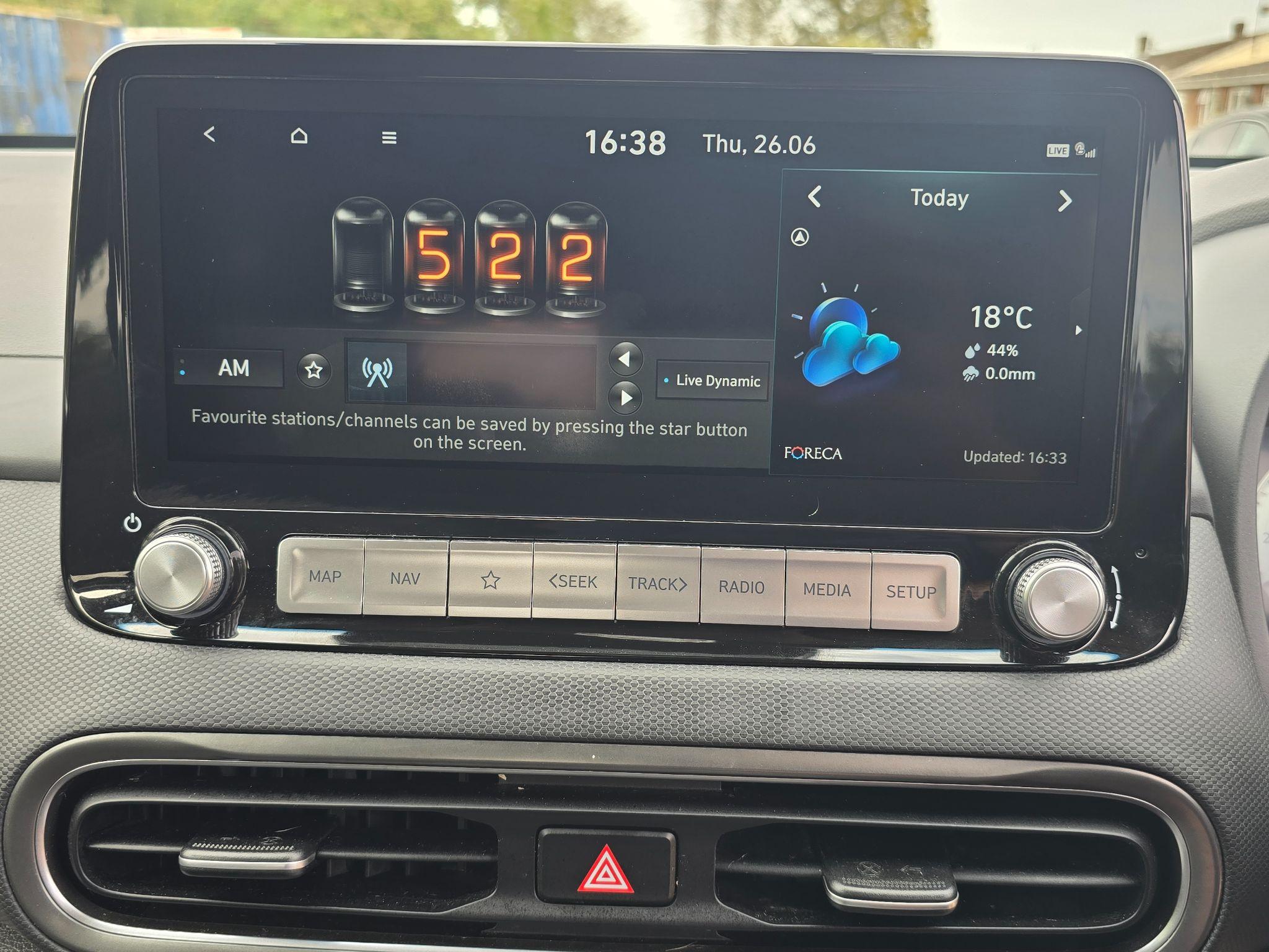 Hyundai Kona 64kWh Premium Auto 5dr (10.5kW Charger) 5dr Automatic 2021