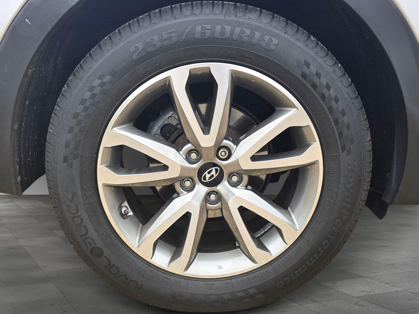 Hyundai Santa Fe 2.2 CRDi Premium Auto 4WD Euro 5 5dr (7 seat) 5dr Automatic 2014