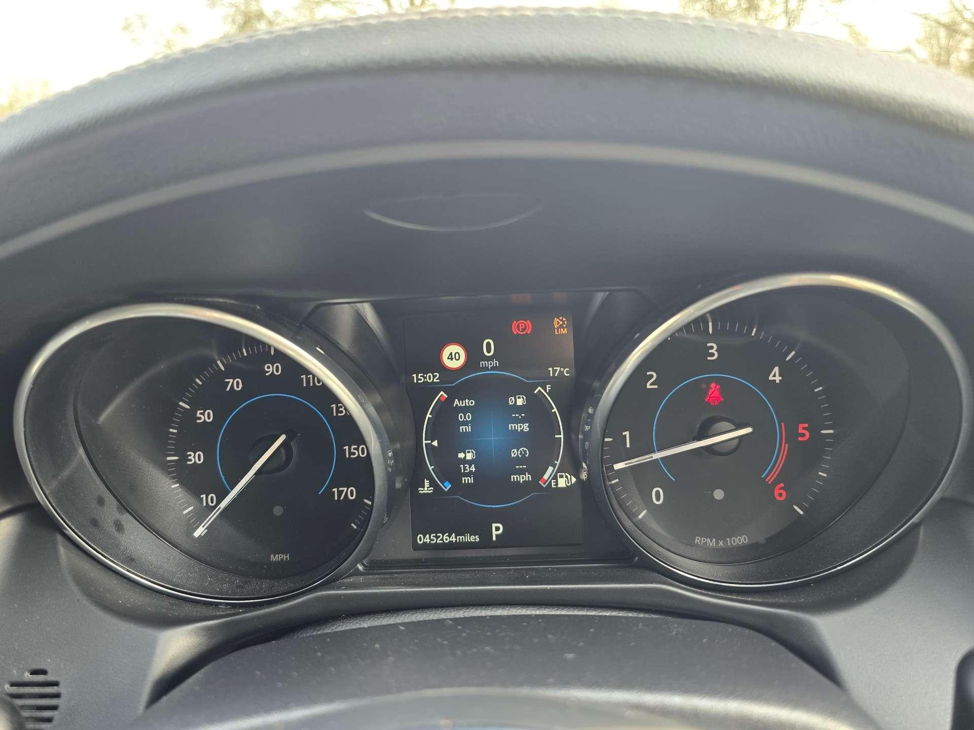 Jaguar XF 2.0 XF R-Sport D Auto 4dr 4dr Automatic 2018