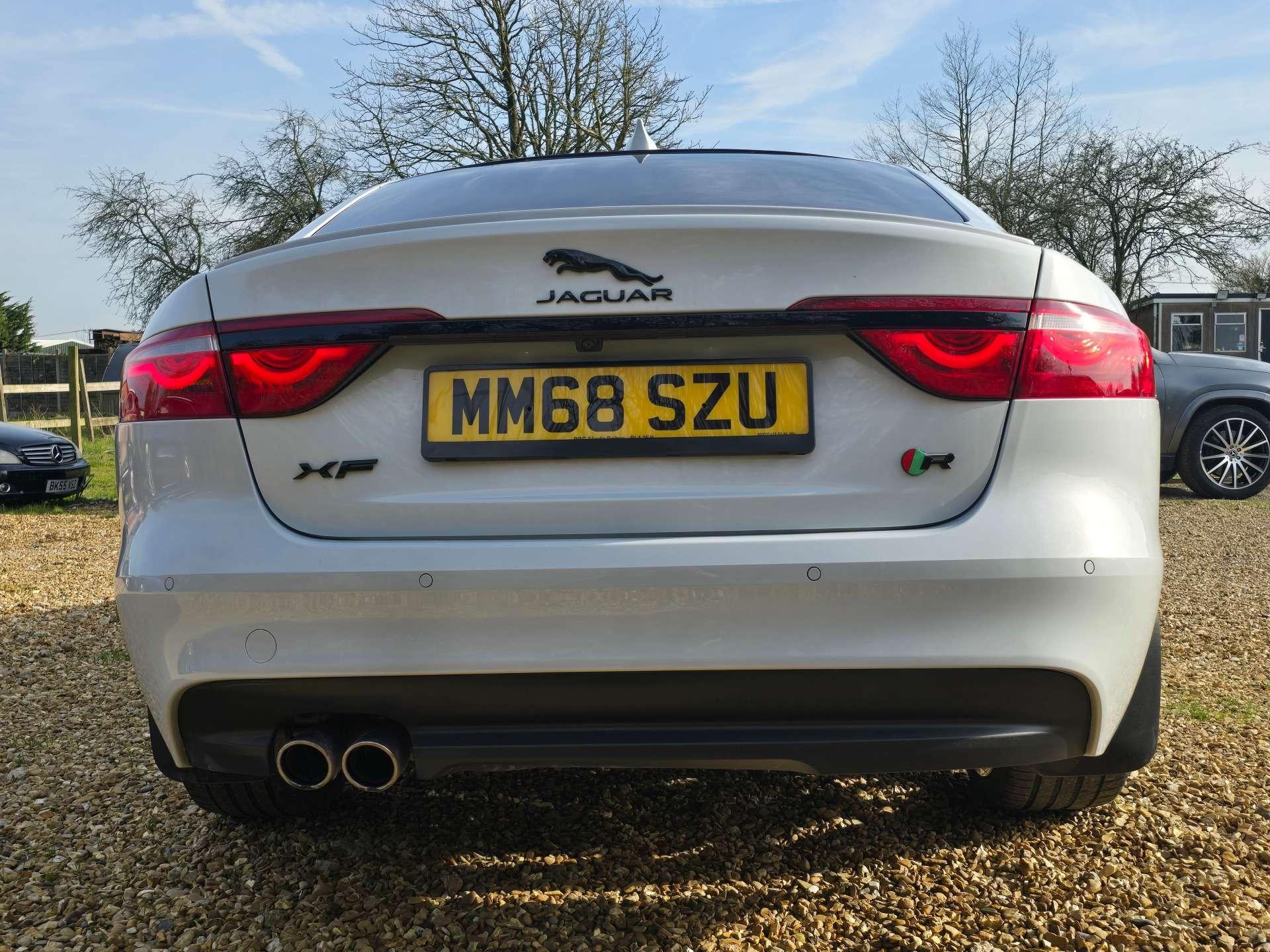 Jaguar XF 2.0 XF R-Sport D Auto 4dr 4dr Automatic 2018