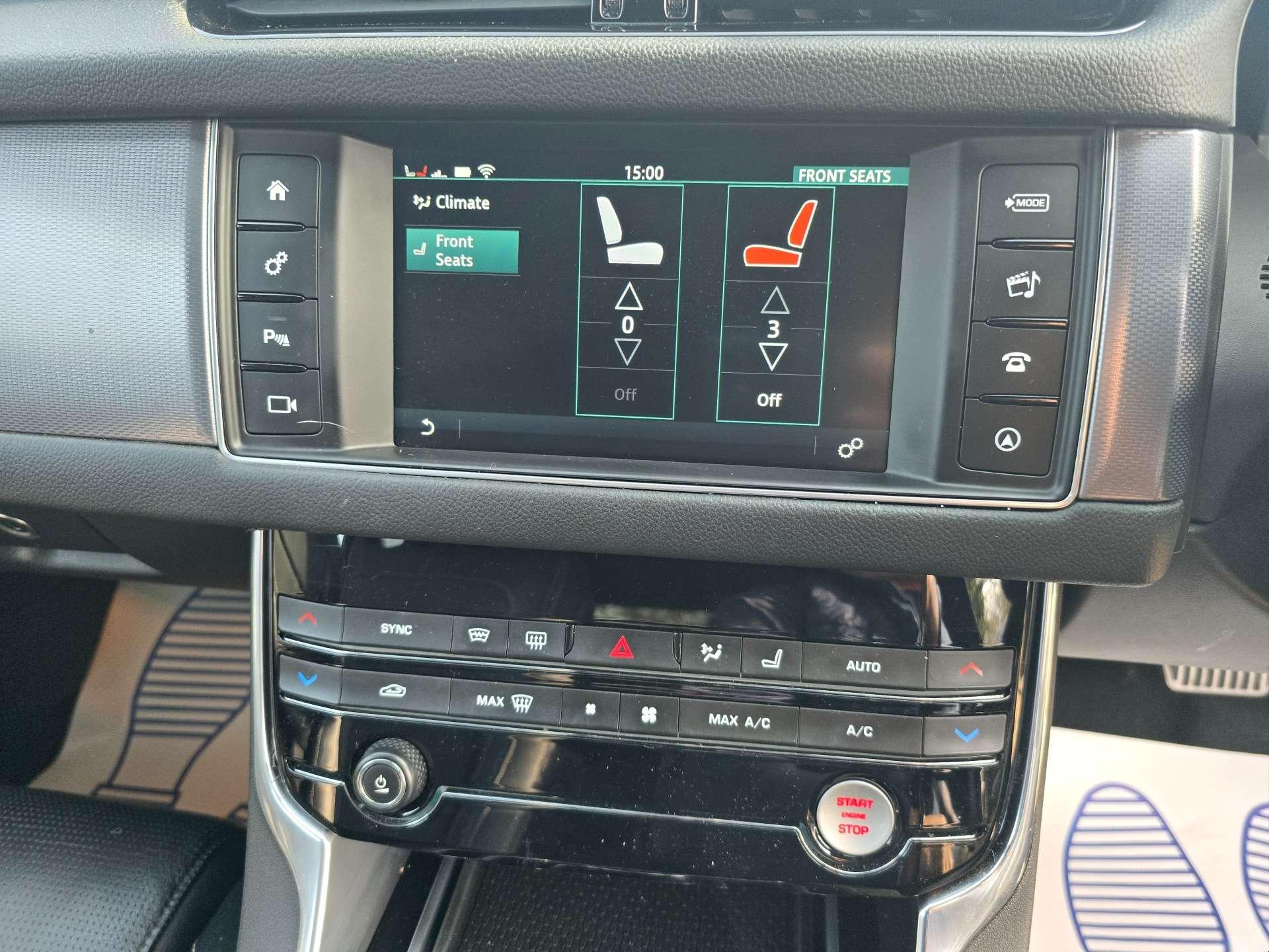 Jaguar XF 2.0 XF R-Sport D Auto 4dr 4dr Automatic 2018