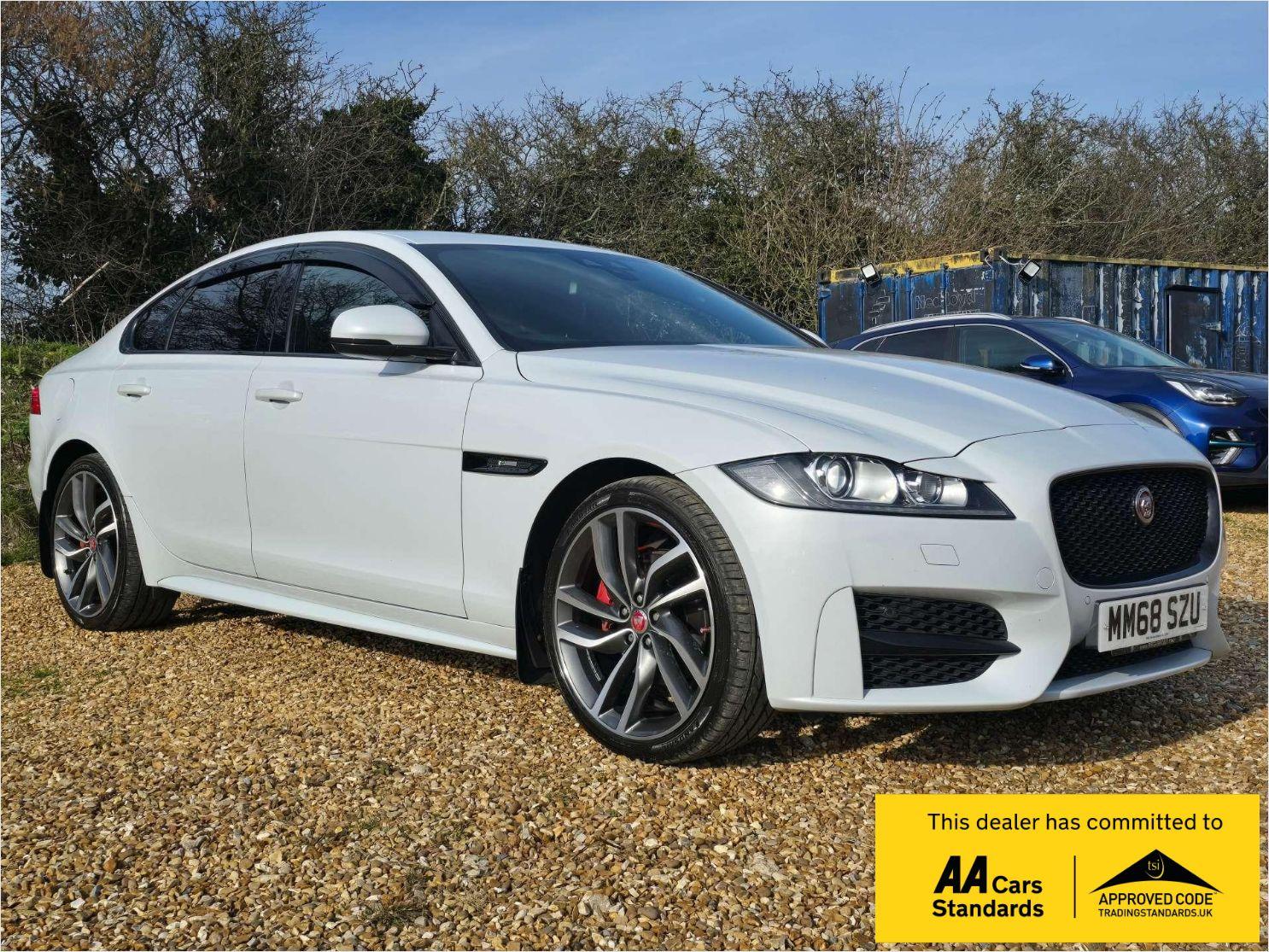 Jaguar XF 2.0 XF R-Sport D Auto 4dr 4dr Automatic 2018