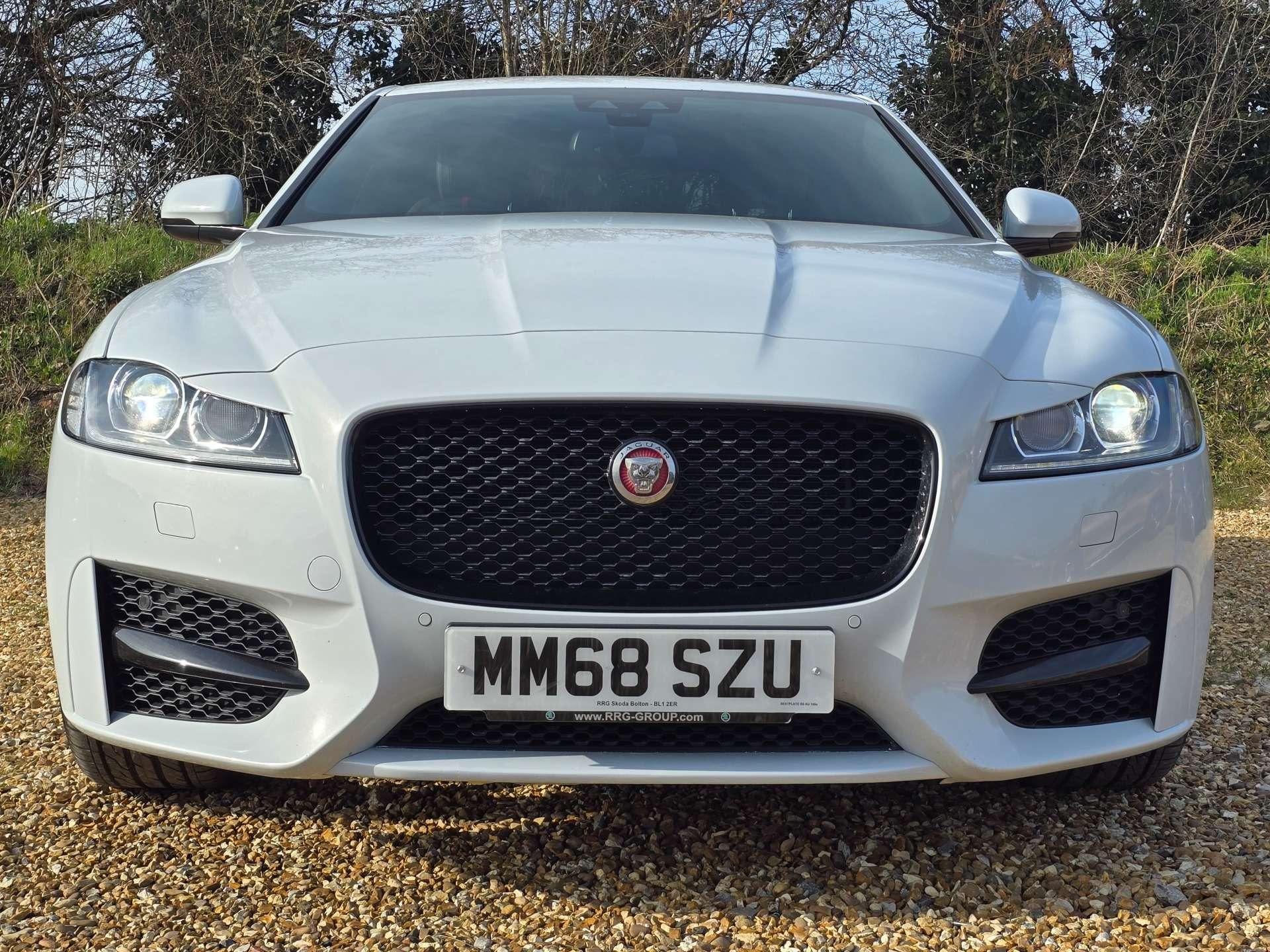 Jaguar XF 2.0 XF R-Sport D Auto 4dr 4dr Automatic 2018