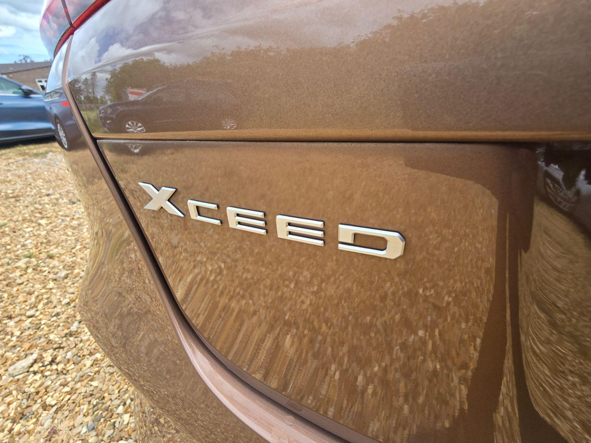 Kia XCeed 1.6 GDi 8.9kWh 3 DCT Euro 6 (s/s) 5dr 5dr Automatic 2022