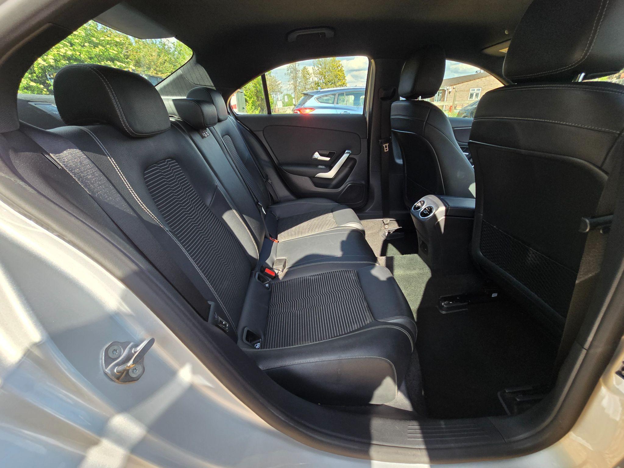 Mercedes-Benz A Class 1.3 A200 Sport (Executive) 7G-DCT Euro 6 (s/s) 4dr 4dr Automatic 2021