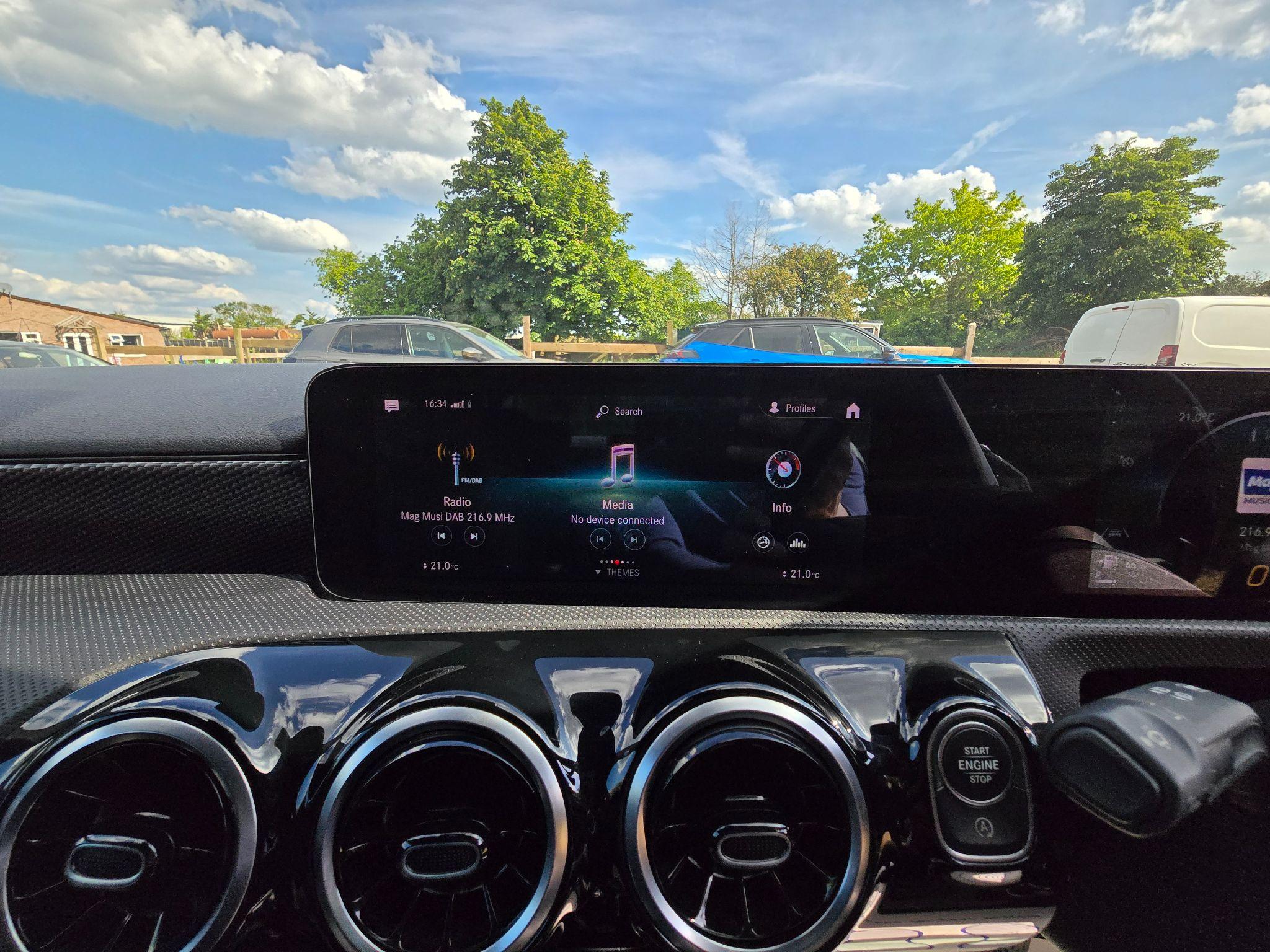 Mercedes-Benz A Class 1.3 A200 Sport (Executive) 7G-DCT Euro 6 (s/s) 4dr 4dr Automatic 2021