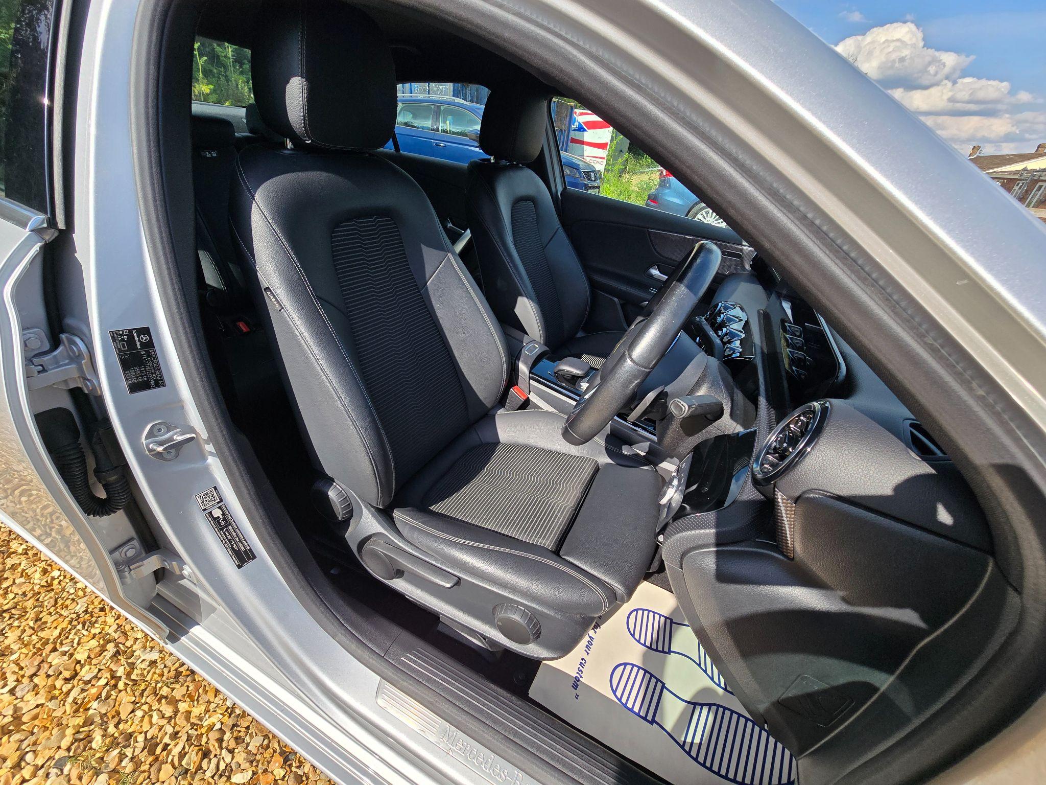 Mercedes-Benz A Class 1.3 A200 Sport (Executive) 7G-DCT Euro 6 (s/s) 4dr 4dr Automatic 2021