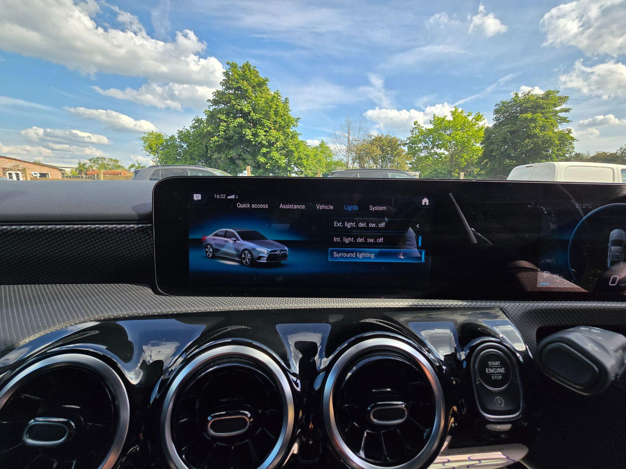 Mercedes-Benz A Class 1.3 A200 Sport (Executive) 7G-DCT Euro 6 (s/s) 4dr 4dr Automatic 2021