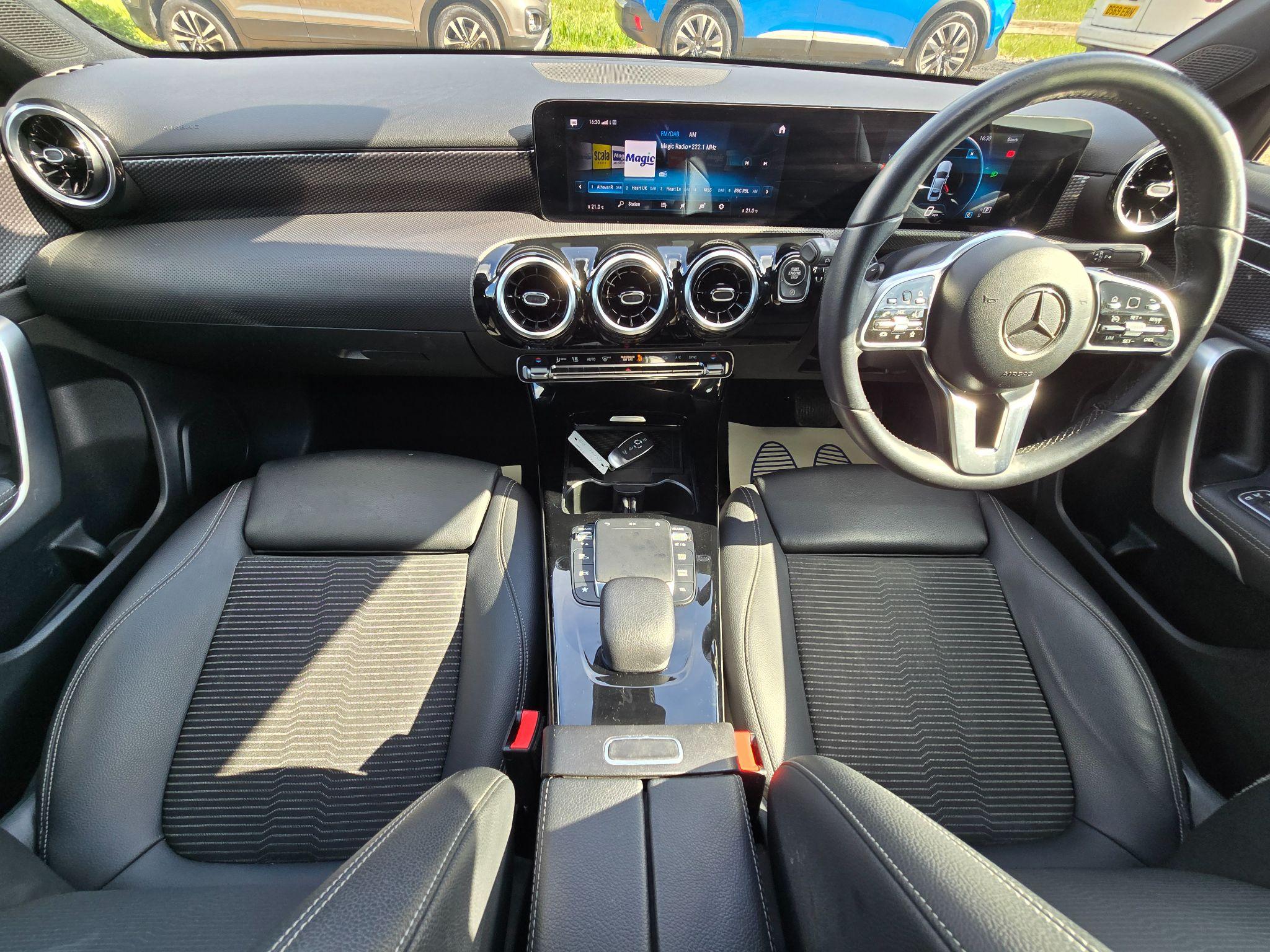 Mercedes-Benz A Class 1.3 A200 Sport (Executive) 7G-DCT Euro 6 (s/s) 4dr 4dr Automatic 2021