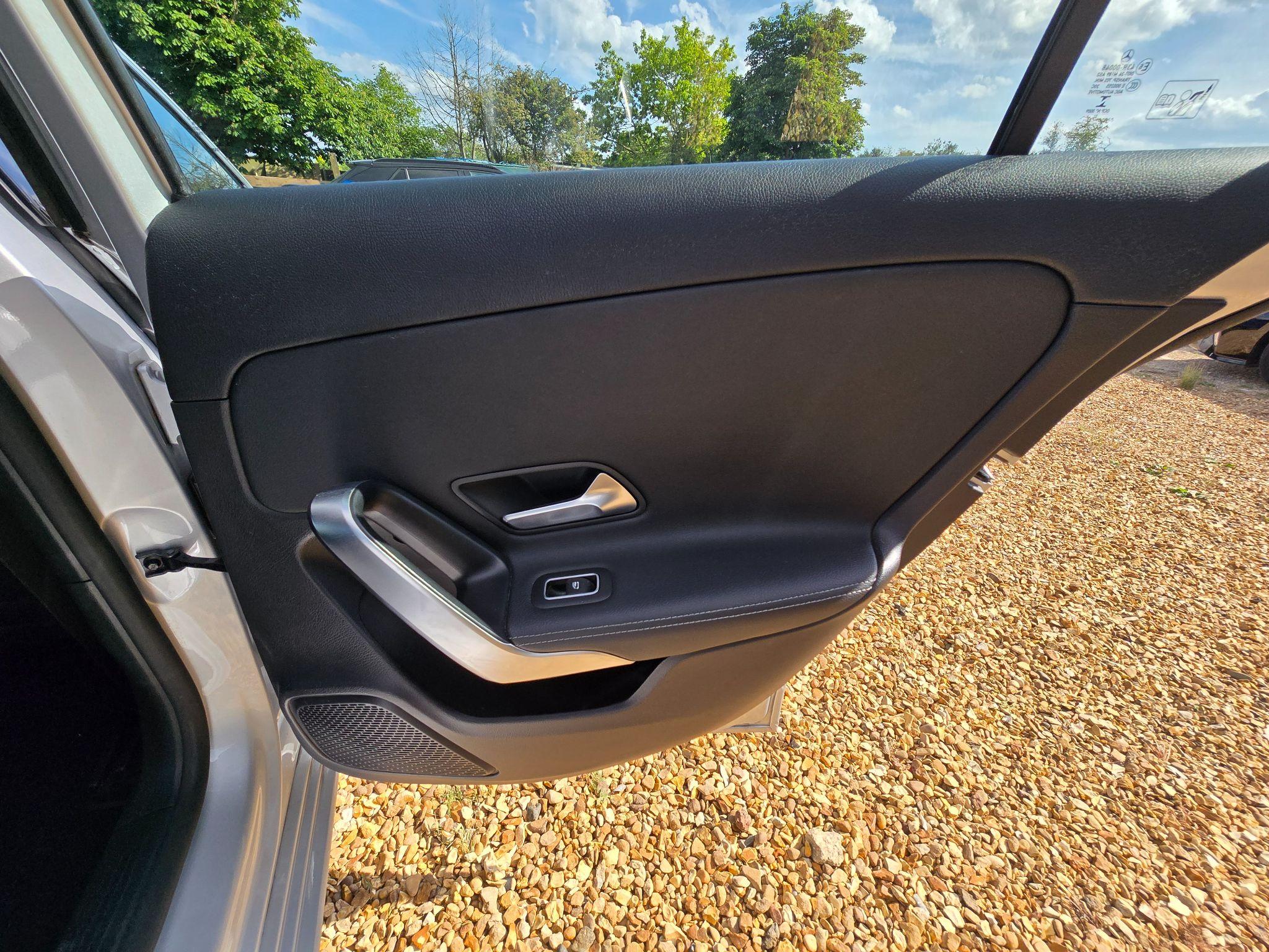 Mercedes-Benz A Class 1.3 A200 Sport (Executive) 7G-DCT Euro 6 (s/s) 4dr 4dr Automatic 2021