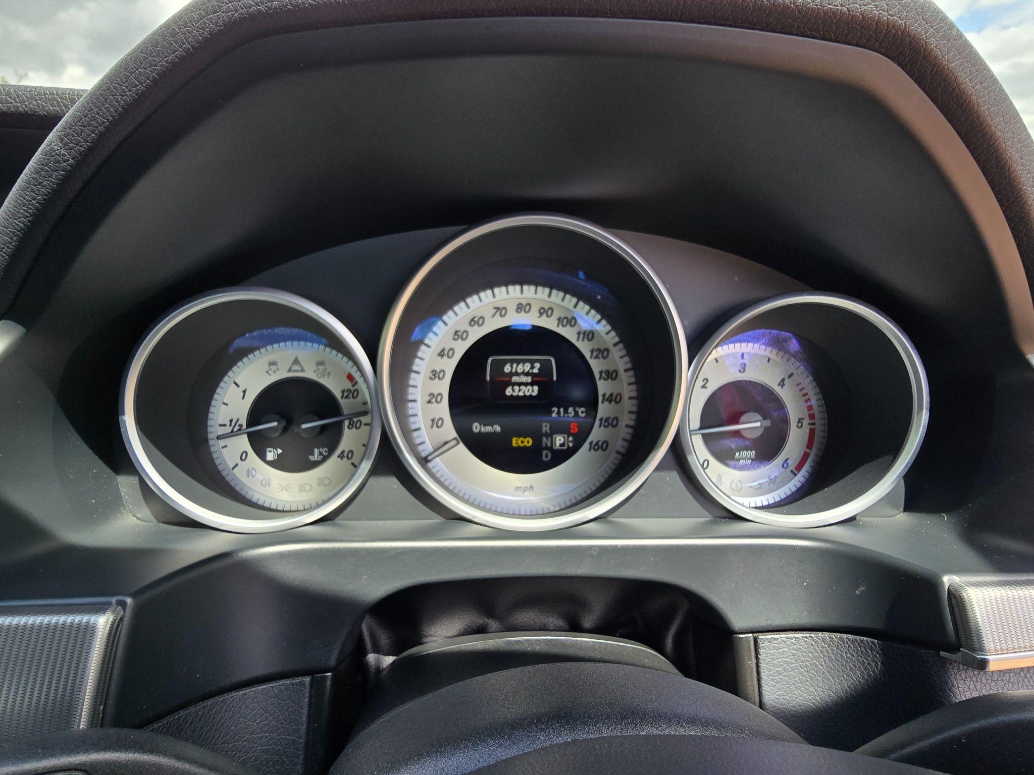 Mercedes-Benz E Class 2.1 E250 CDI AMG Night Edition (Premium) G-Tronic+ Euro 5 (s/s) 4dr 4dr Automatic 2015