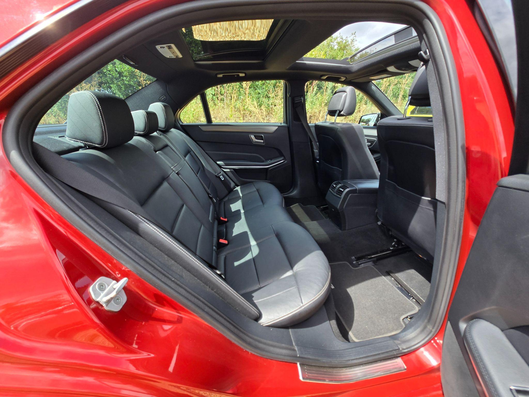 Mercedes-Benz E Class 2.1 E250 CDI AMG Night Edition (Premium) G-Tronic+ Euro 5 (s/s) 4dr 4dr Automatic 2015
