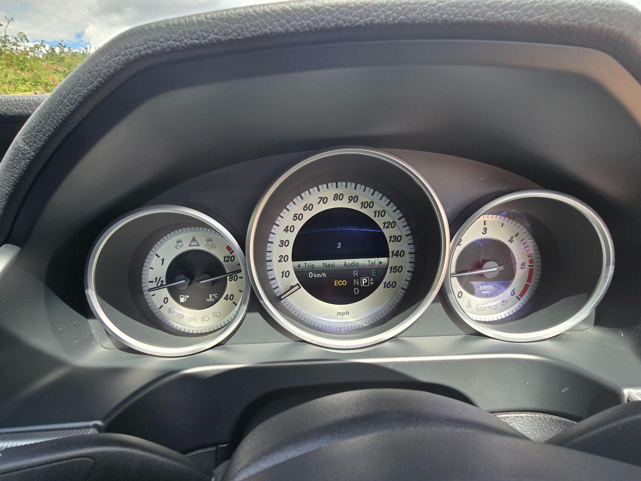 Mercedes-Benz E Class 2.1 E250 CDI AMG Night Edition (Premium) G-Tronic+ Euro 5 (s/s) 4dr 4dr Automatic 2015