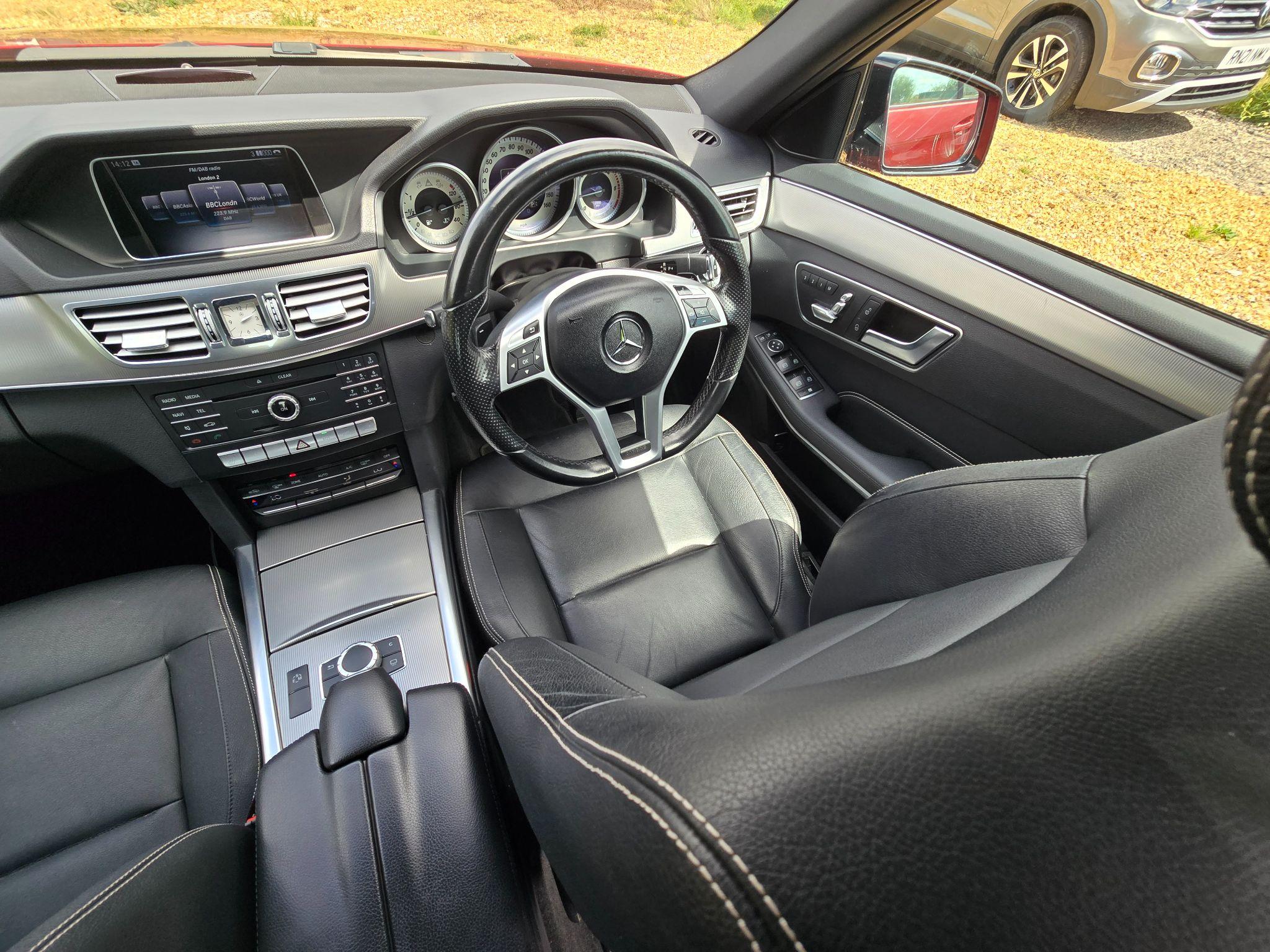 Mercedes-Benz E Class 2.1 E250 CDI AMG Night Edition (Premium) G-Tronic+ Euro 5 (s/s) 4dr 4dr Automatic 2015
