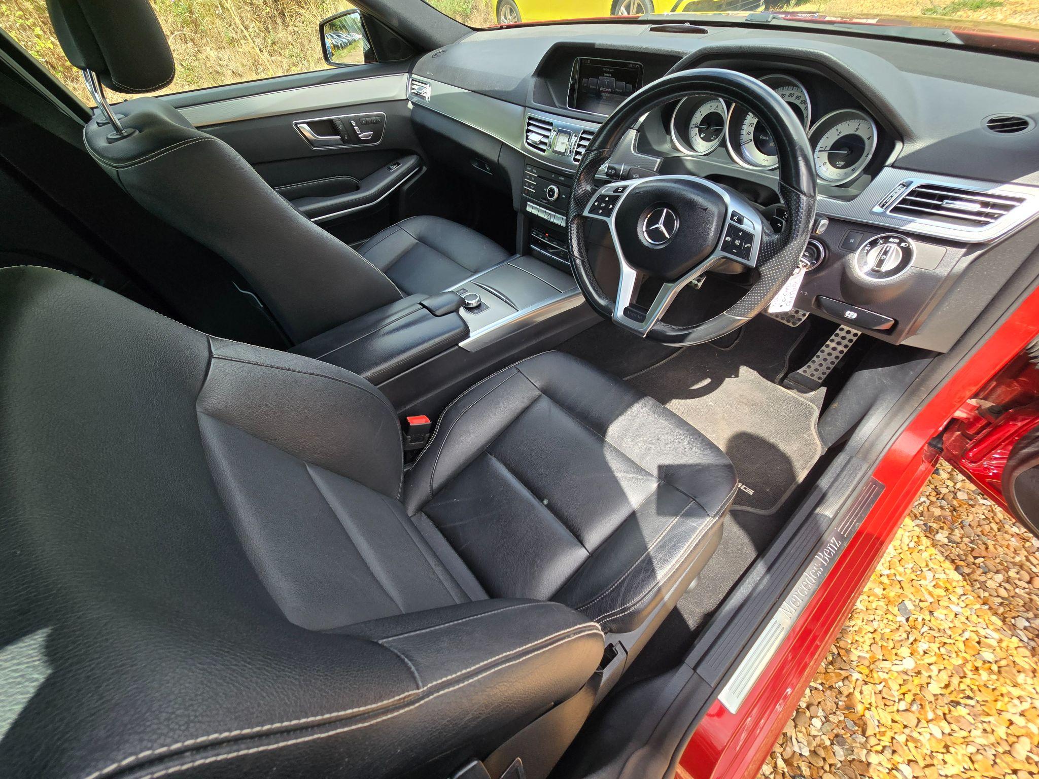 Mercedes-Benz E Class 2.1 E250 CDI AMG Night Edition (Premium) G-Tronic+ Euro 5 (s/s) 4dr 4dr Automatic 2015