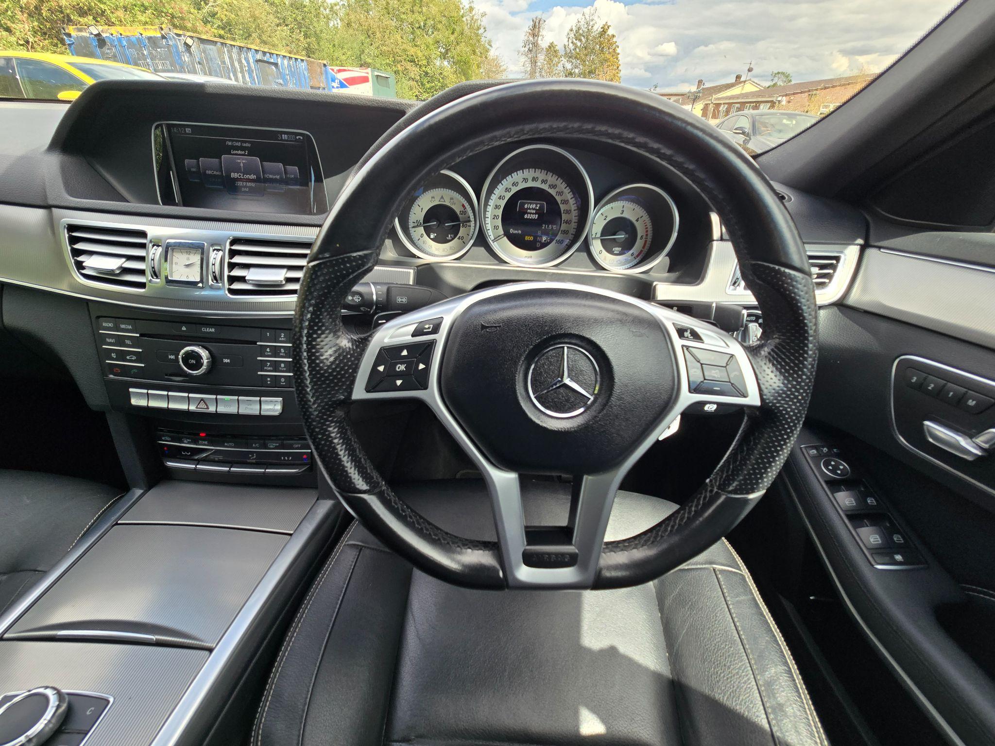 Mercedes-Benz E Class 2.1 E250 CDI AMG Night Edition (Premium) G-Tronic+ Euro 5 (s/s) 4dr 4dr Automatic 2015