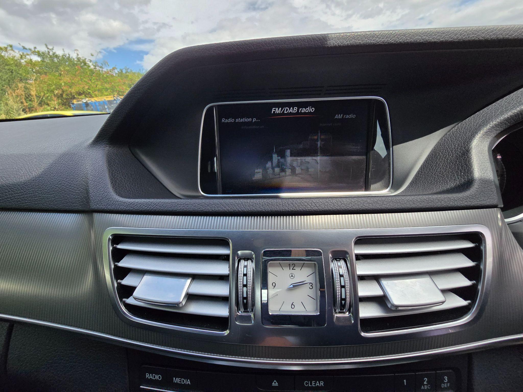 Mercedes-Benz E Class 2.1 E250 CDI AMG Night Edition (Premium) G-Tronic+ Euro 5 (s/s) 4dr 4dr Automatic 2015