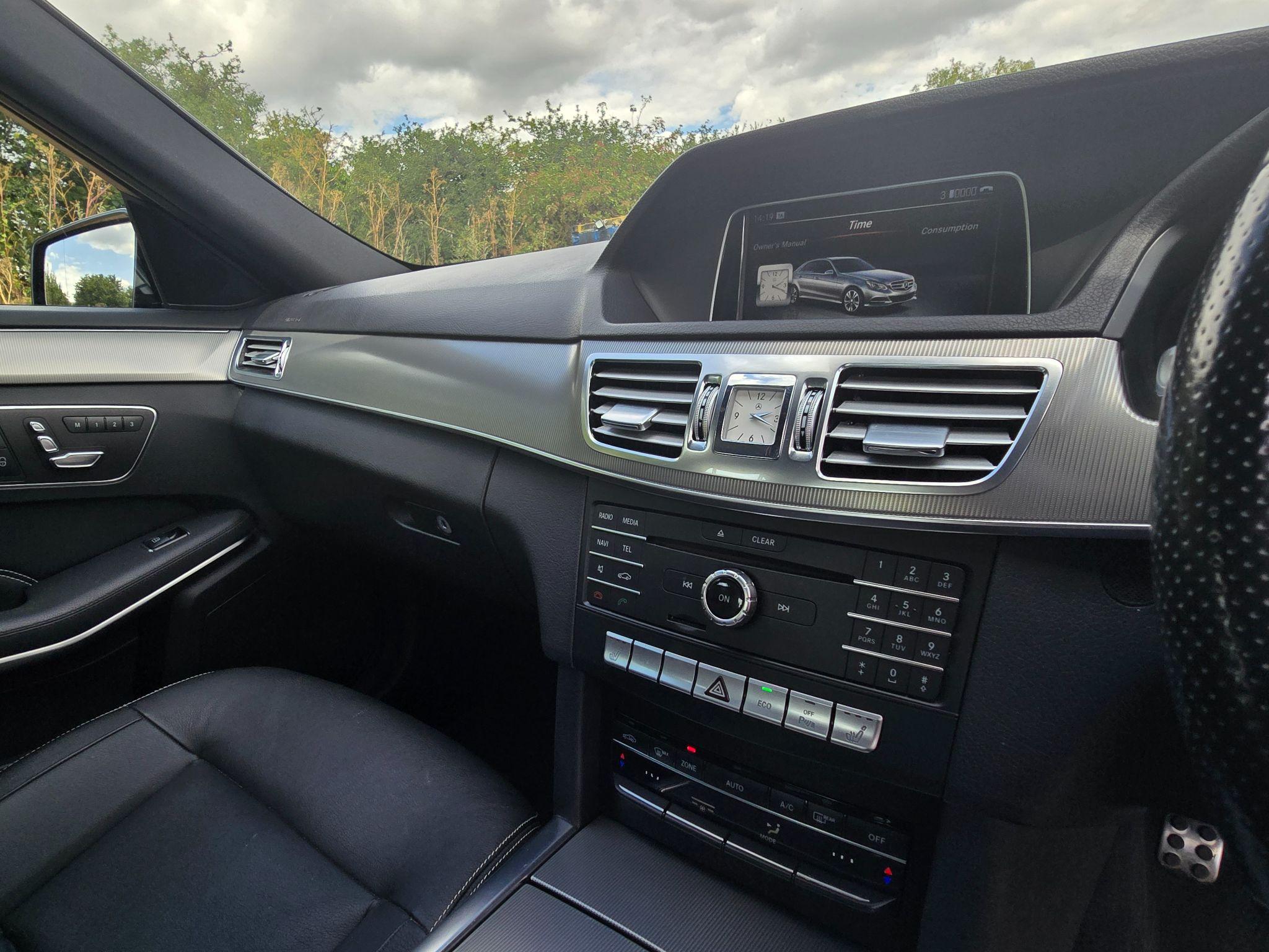 Mercedes-Benz E Class 2.1 E250 CDI AMG Night Edition (Premium) G-Tronic+ Euro 5 (s/s) 4dr 4dr Automatic 2015