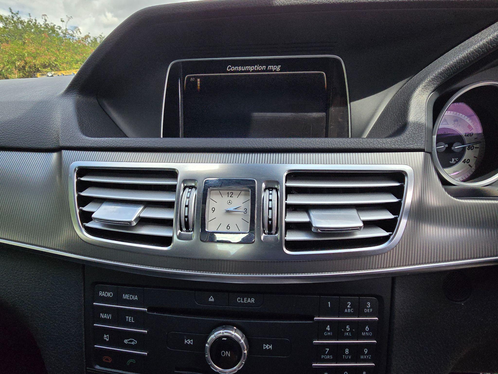 Mercedes-Benz E Class 2.1 E250 CDI AMG Night Edition (Premium) G-Tronic+ Euro 5 (s/s) 4dr 4dr Automatic 2015