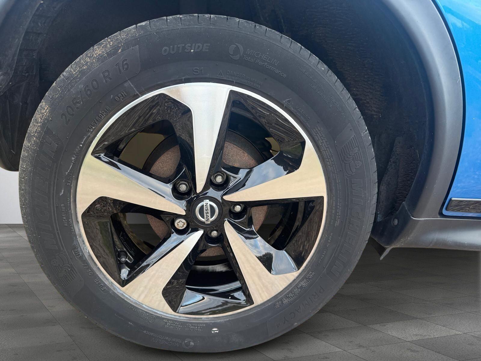 Nissan Juke 1.6 Bose Personal Edition XTRON Euro 6 5dr 5dr Automatic 2018