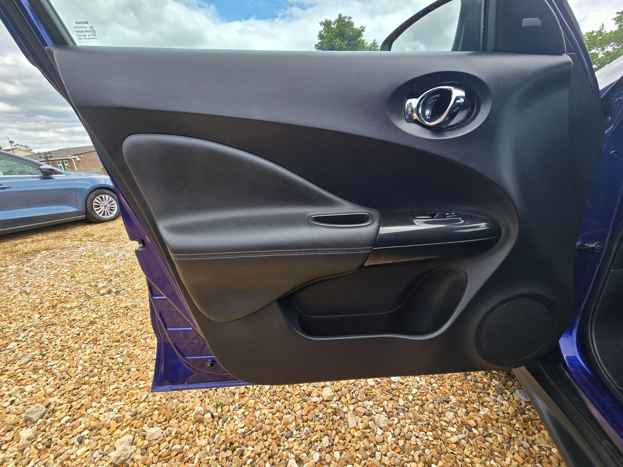 Nissan Juke 1.6 Tekna XTRON Euro 6 5dr 5dr Automatic 2019