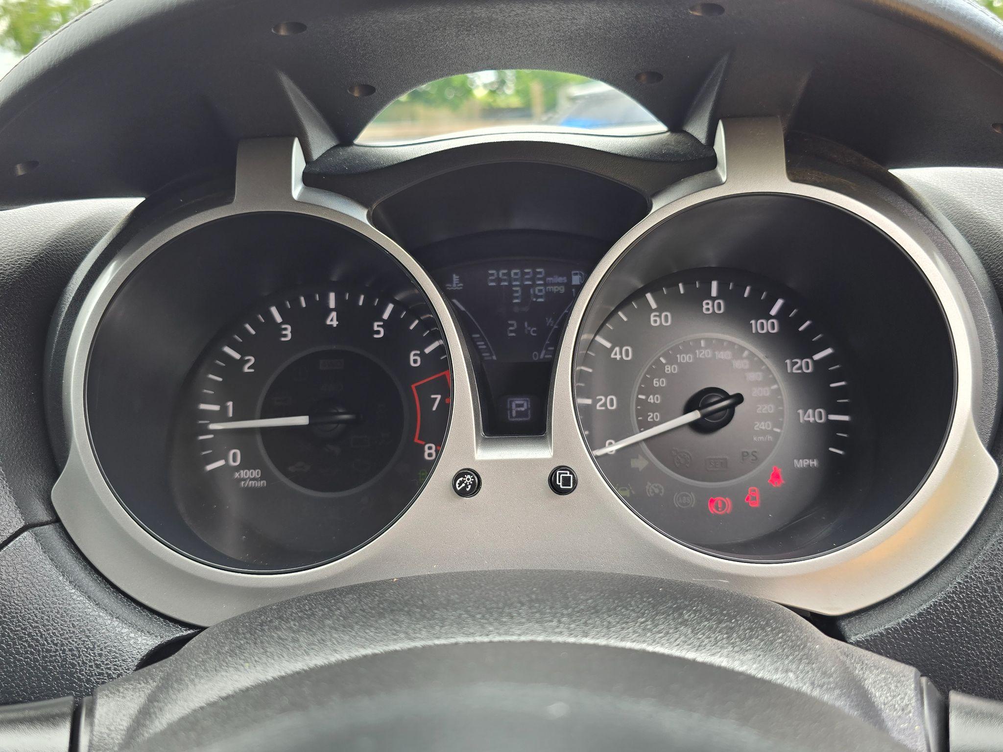 Nissan Juke 1.6 Tekna XTRON Euro 6 5dr 5dr Automatic 2019