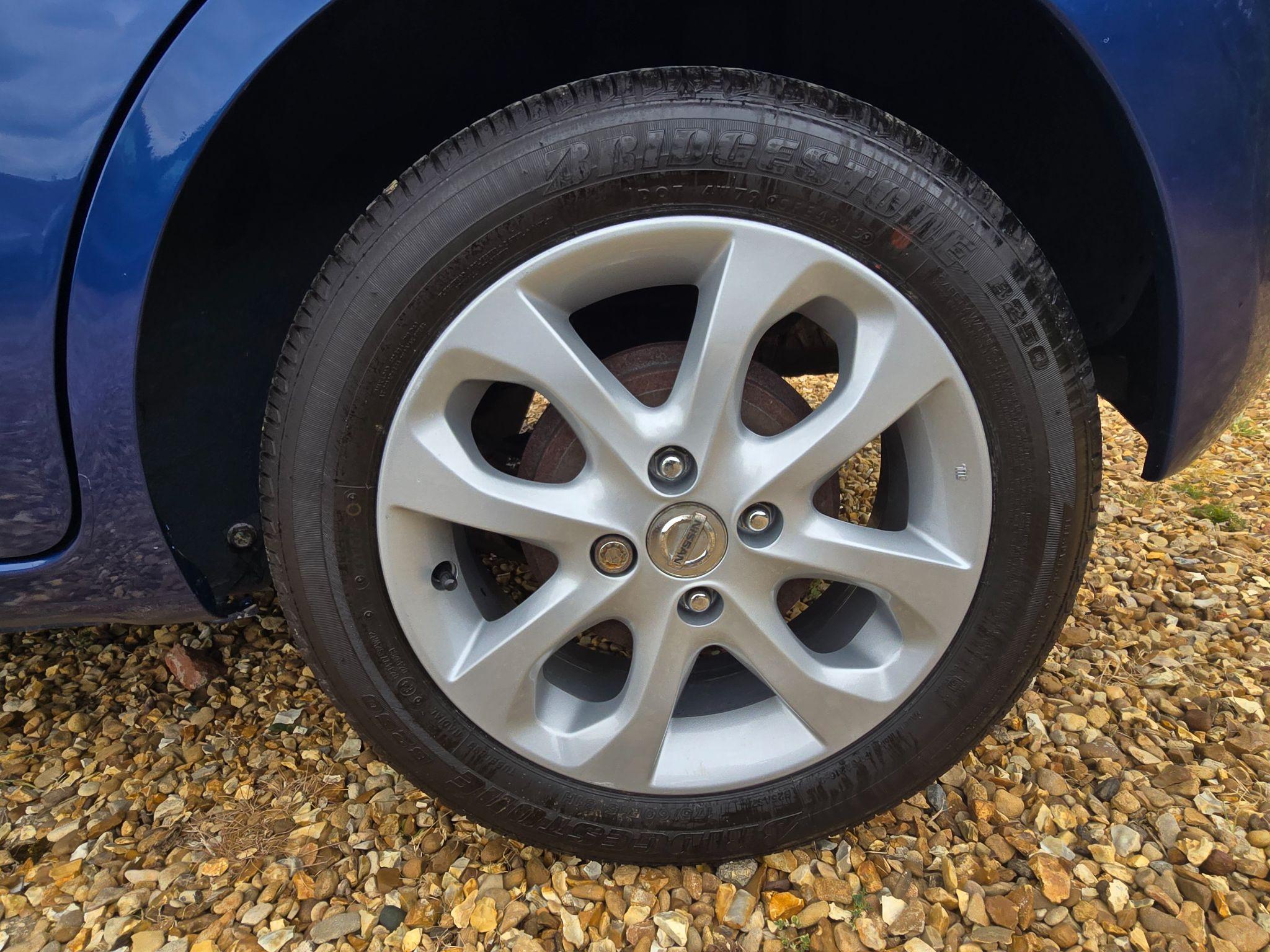 Nissan Micra 1.2 Vibe Euro 6 5dr 5dr Manual 2016