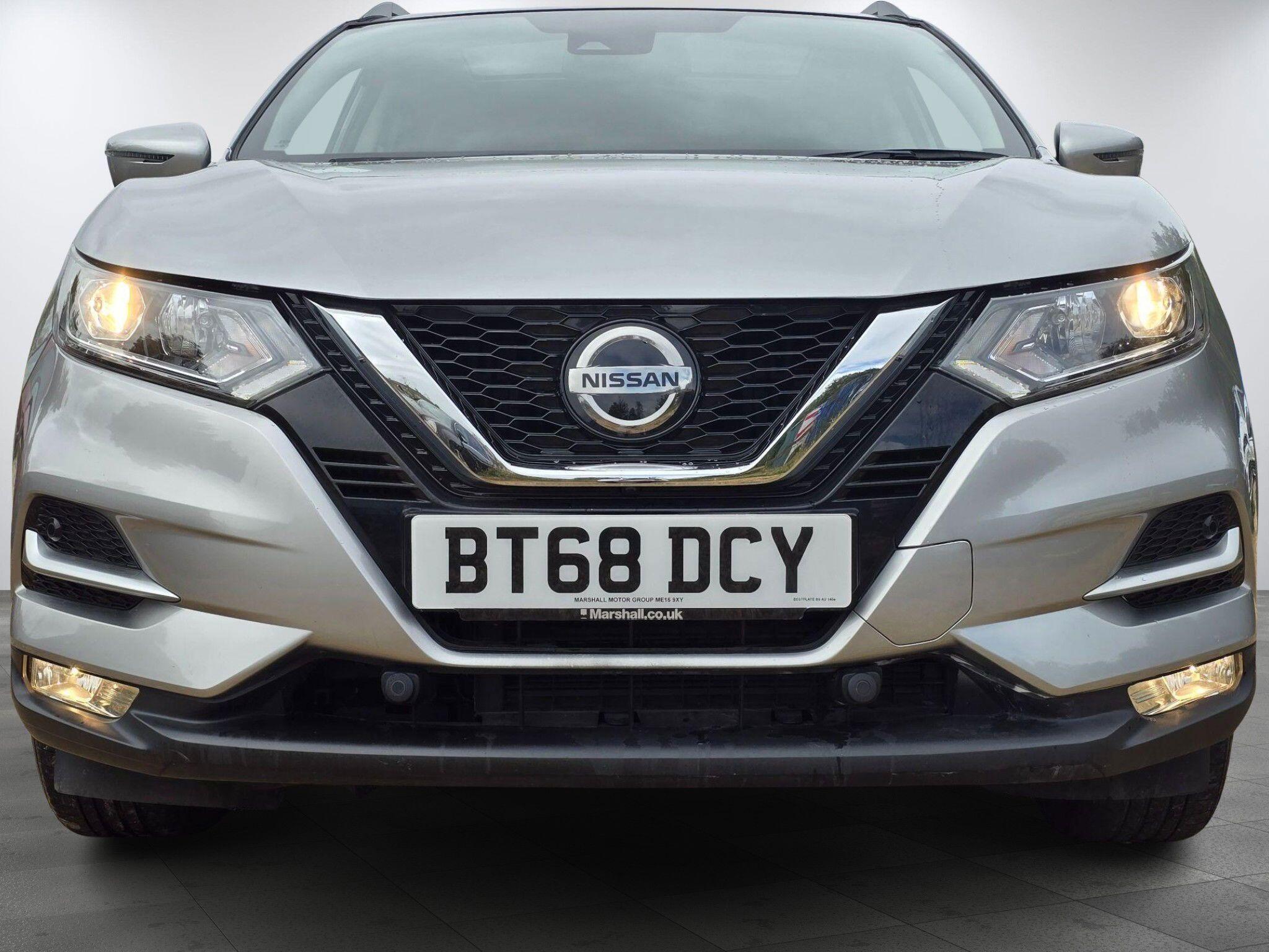 Nissan Qashqai 1.3 DIG-T N-Connecta Euro 6 (s/s) 5dr 5dr Manual 2018