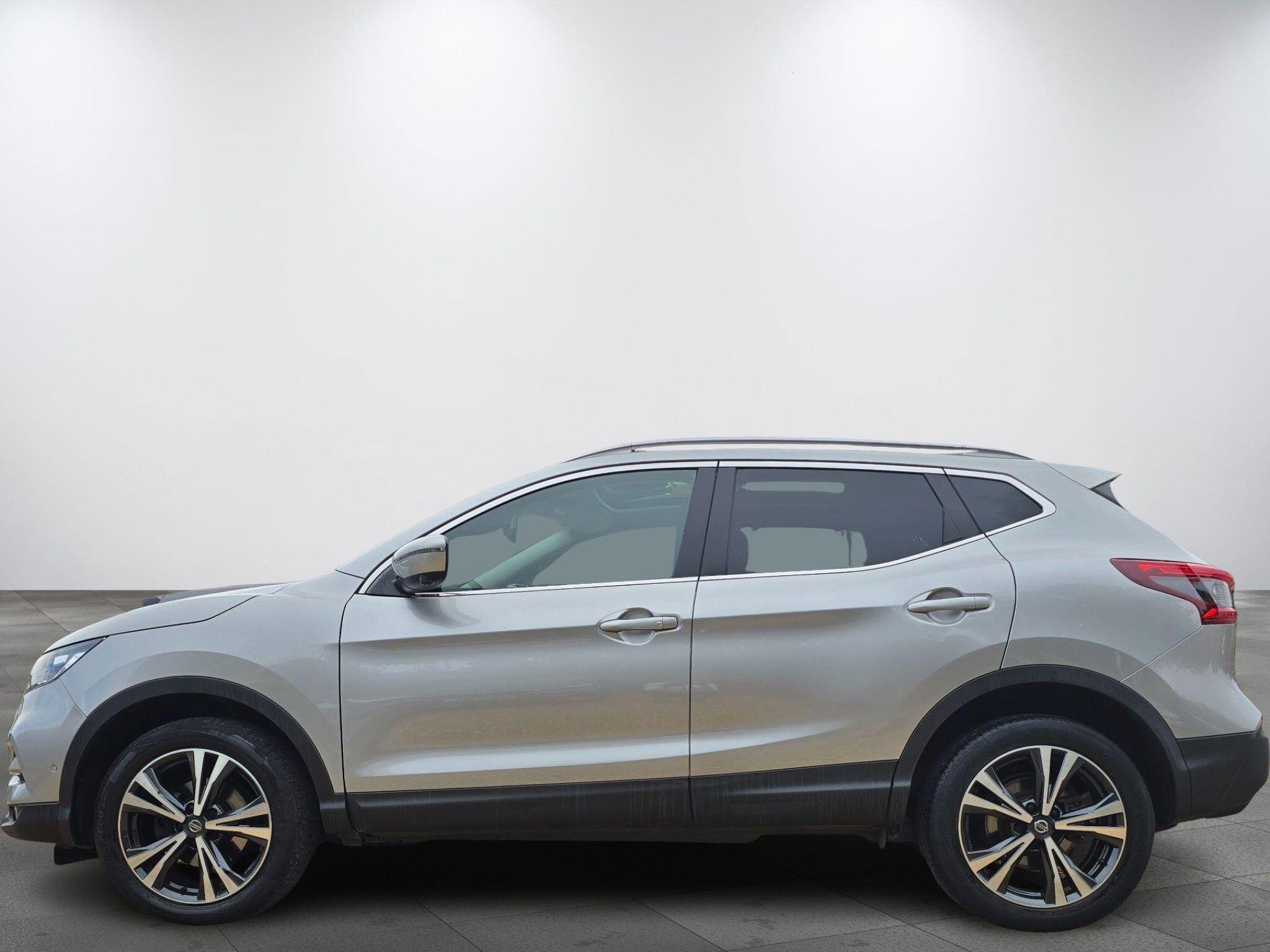 Nissan Qashqai 1.3 DIG-T N-Connecta Euro 6 (s/s) 5dr 5dr Manual 2018
