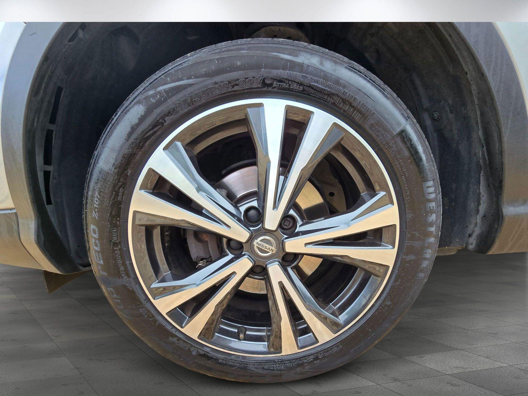 Nissan Qashqai 1.3 DIG-T N-Connecta Euro 6 (s/s) 5dr 5dr Manual 2018