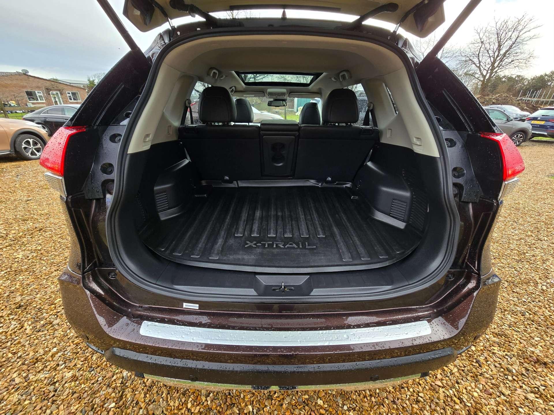 Nissan X-Trail 1.6 dCi Tekna XTRON Euro 6 (s/s) 5dr 5dr Automatic 2018