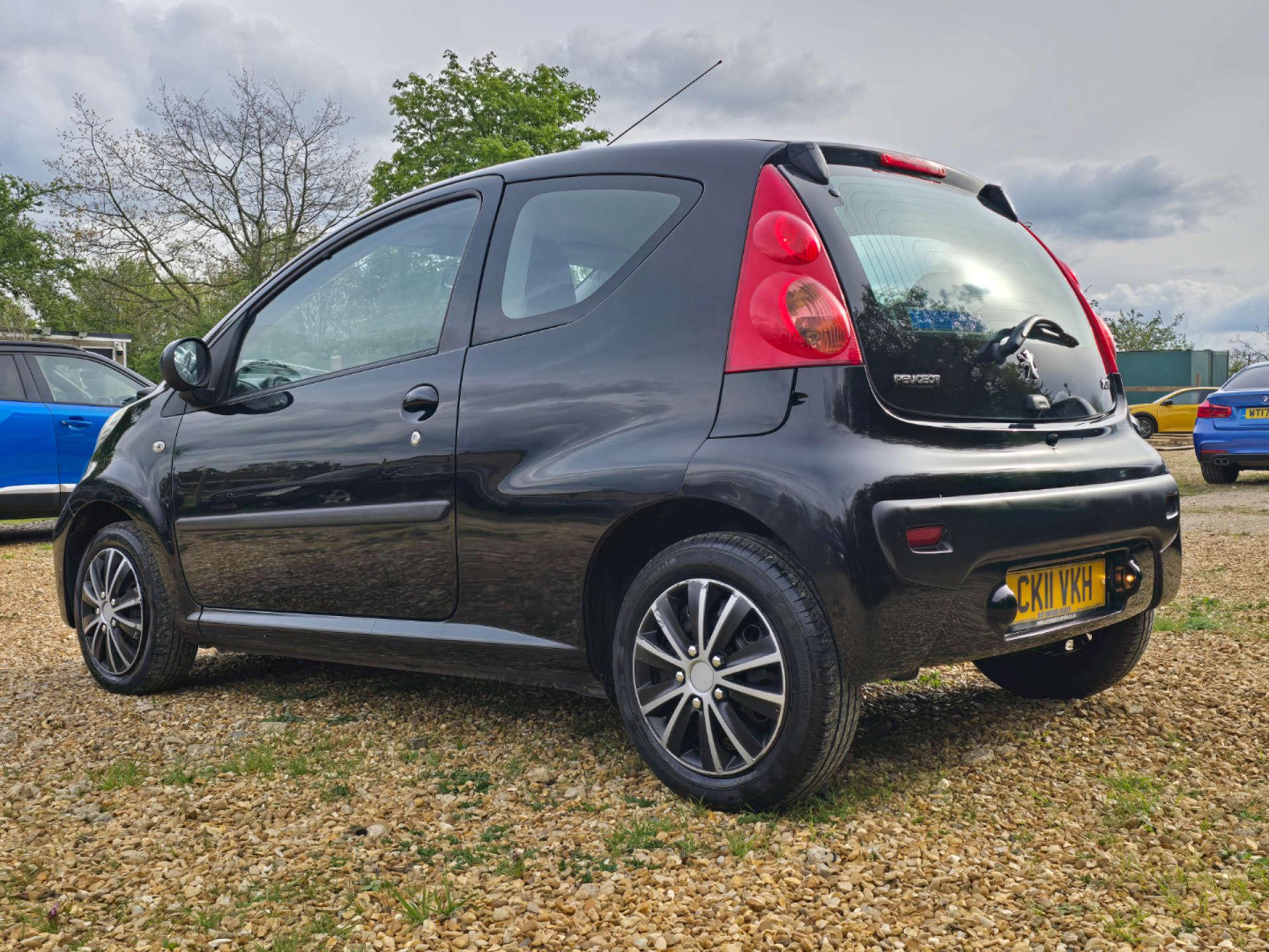 Peugeot 107 1.0 107 Urban Semi-Auto 3dr 3dr Automatic 2011