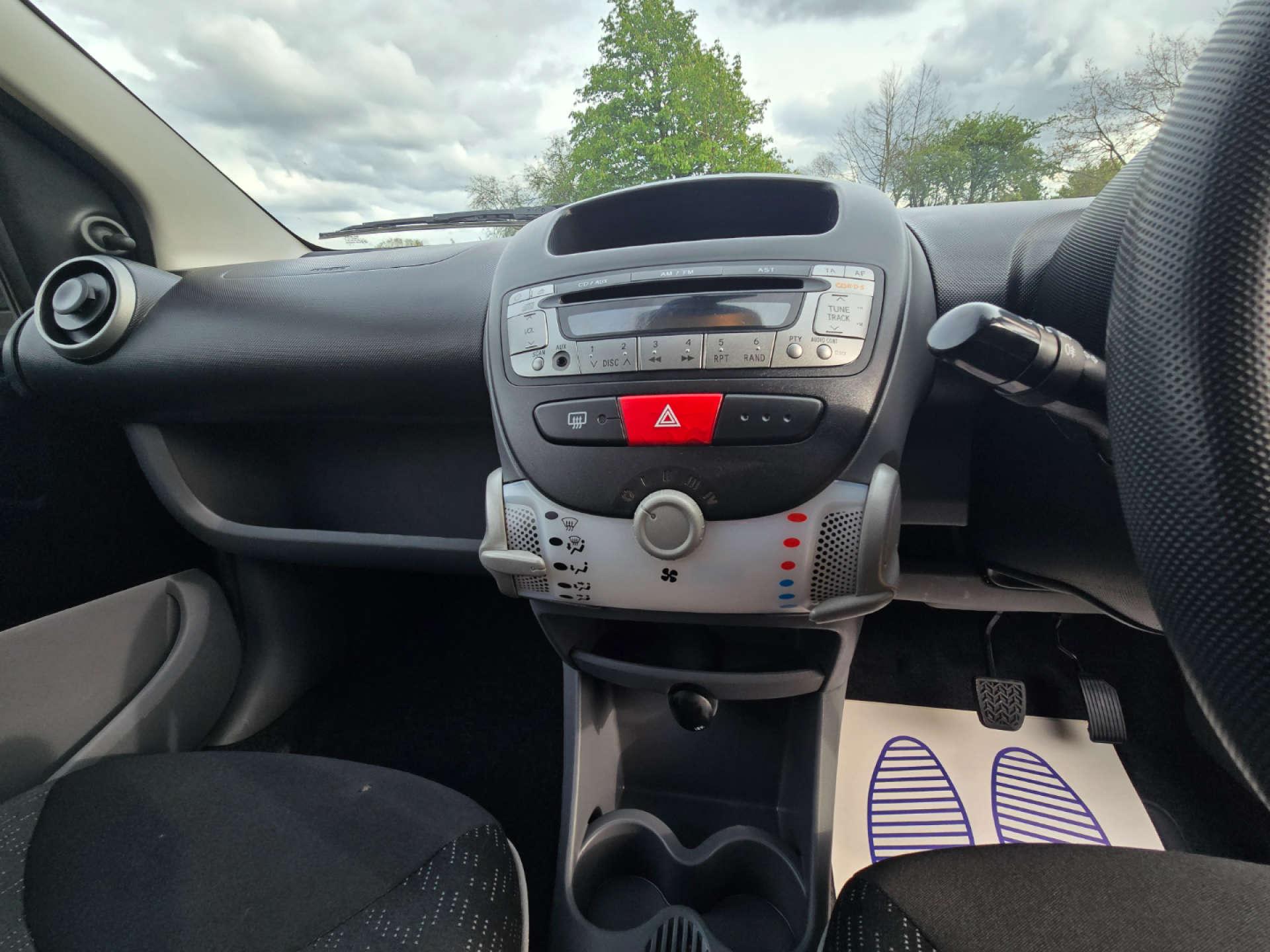 Peugeot 107 1.0 107 Urban Semi-Auto 3dr 3dr Automatic 2011