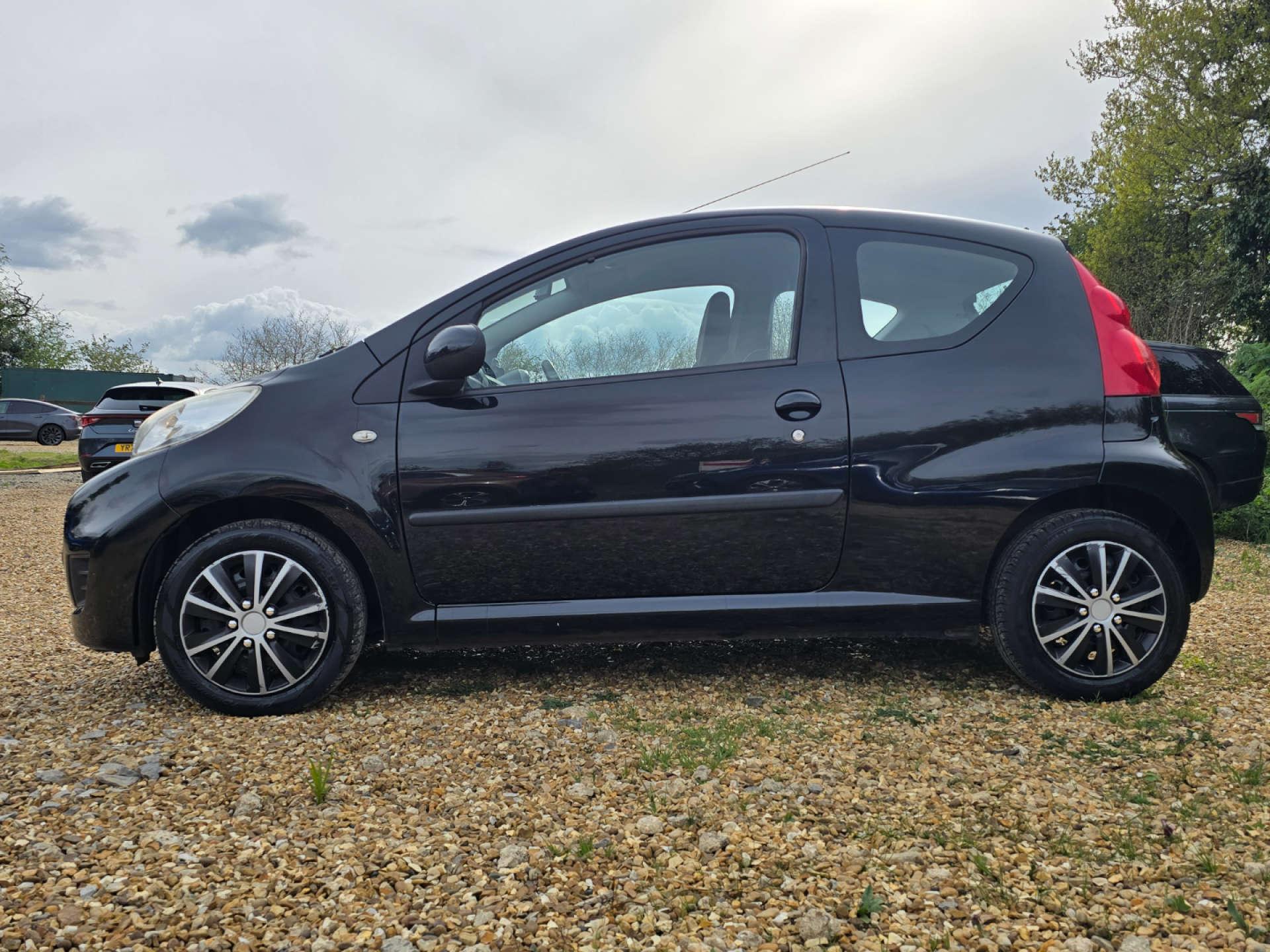 Peugeot 107 1.0 107 Urban Semi-Auto 3dr 3dr Automatic 2011