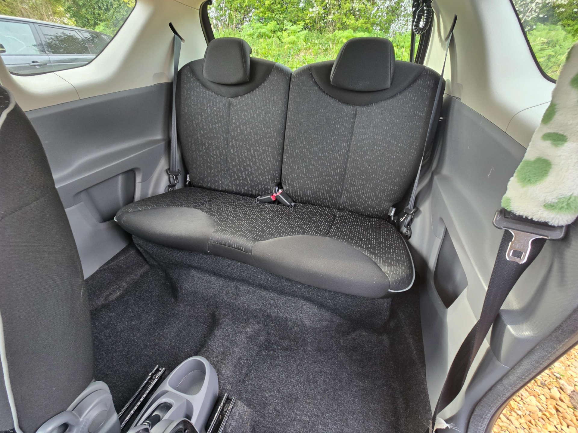 Peugeot 107 1.0 107 Urban Semi-Auto 3dr 3dr Automatic 2011