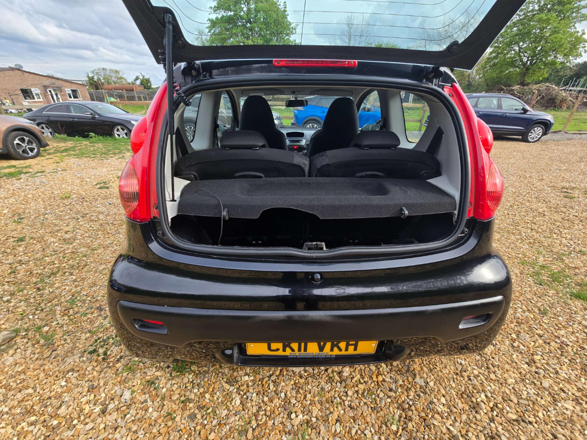 Peugeot 107 1.0 107 Urban Semi-Auto 3dr 3dr Automatic 2011