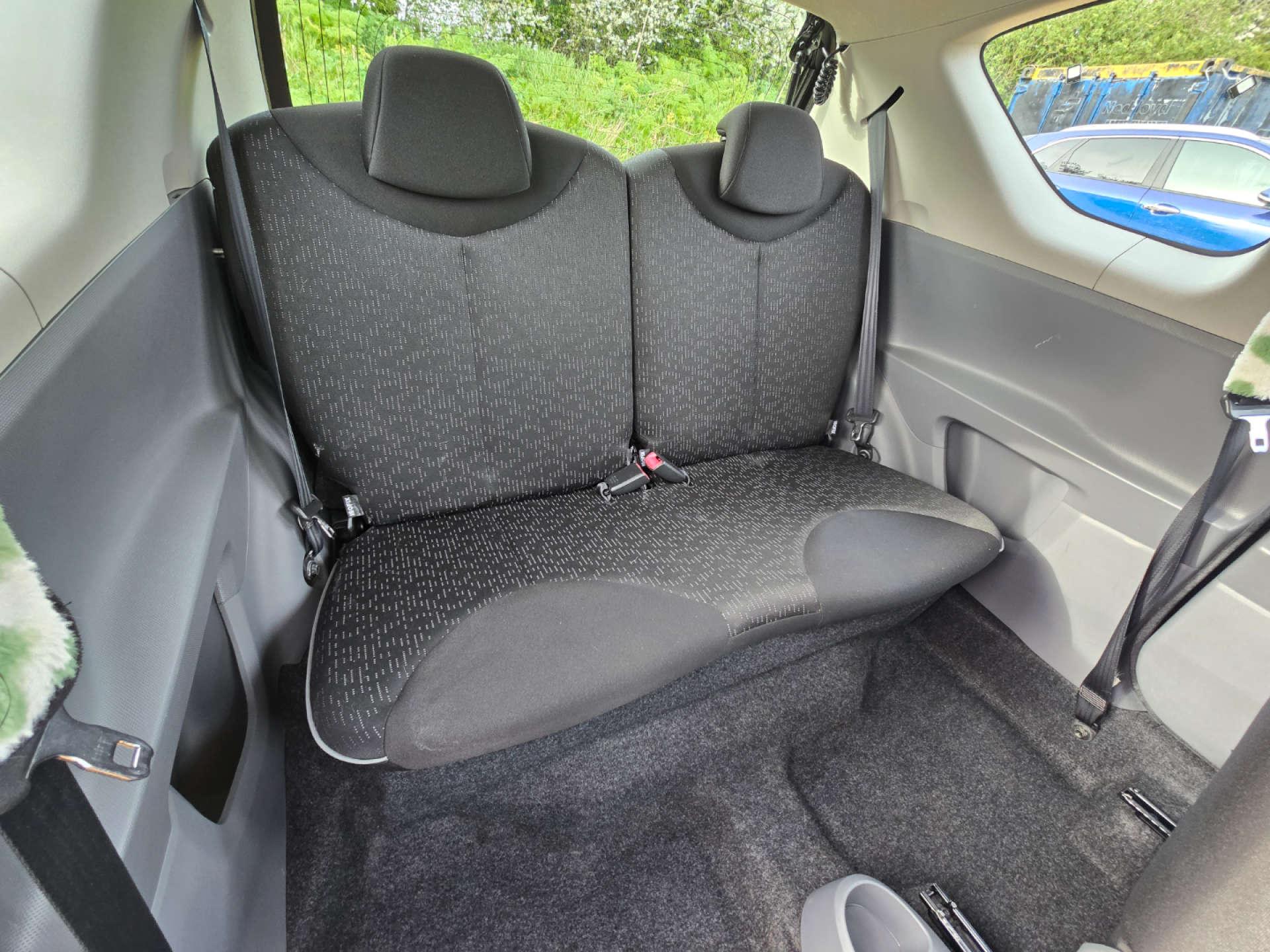 Peugeot 107 1.0 107 Urban Semi-Auto 3dr 3dr Automatic 2011