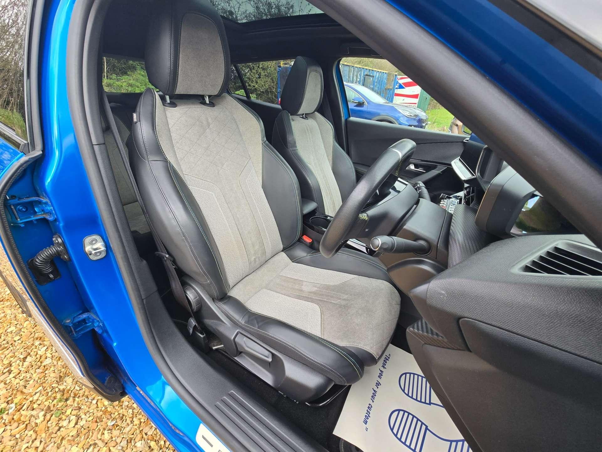 Peugeot 2008 2008 GT Premium EV 5dr 5dr Automatic 2021