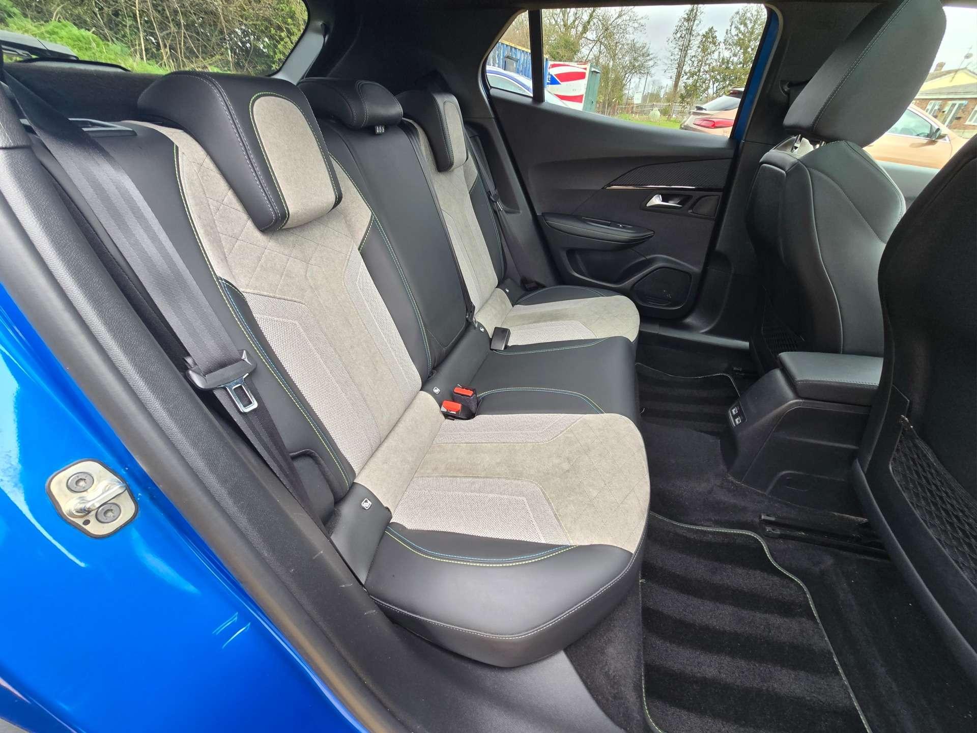 Peugeot 2008 2008 GT Premium EV 5dr 5dr Automatic 2021