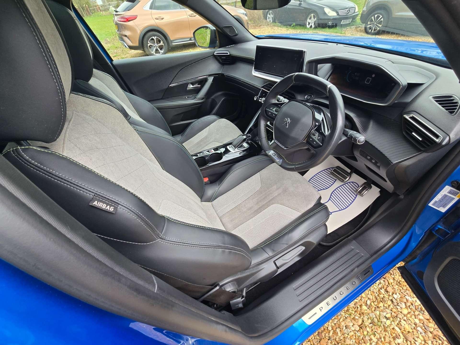 Peugeot 2008 2008 GT Premium EV 5dr 5dr Automatic 2021