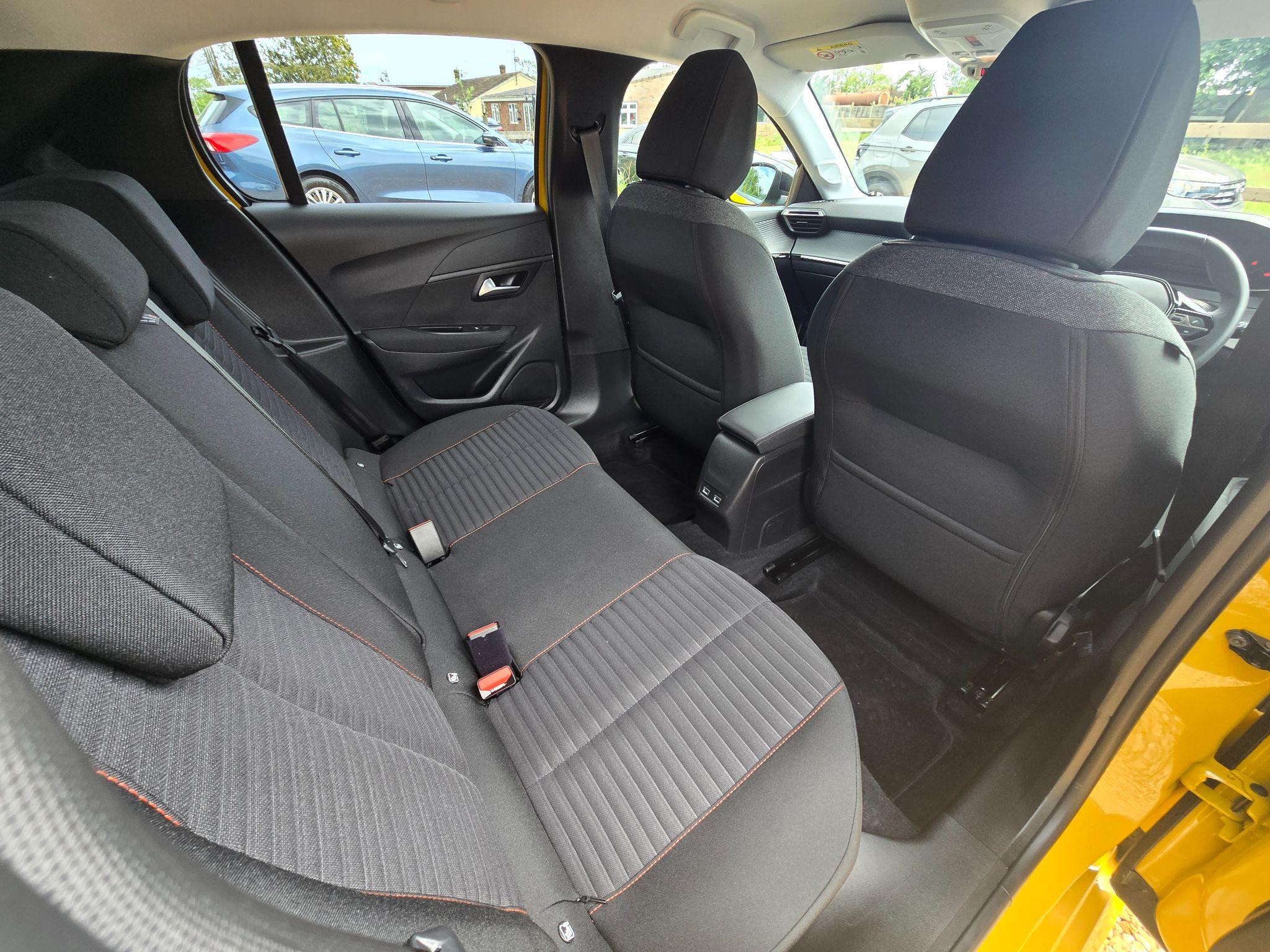 Peugeot E-208 50kWh Active Premium + Auto 5dr (7.4kW Charger) 5dr Automatic 2023