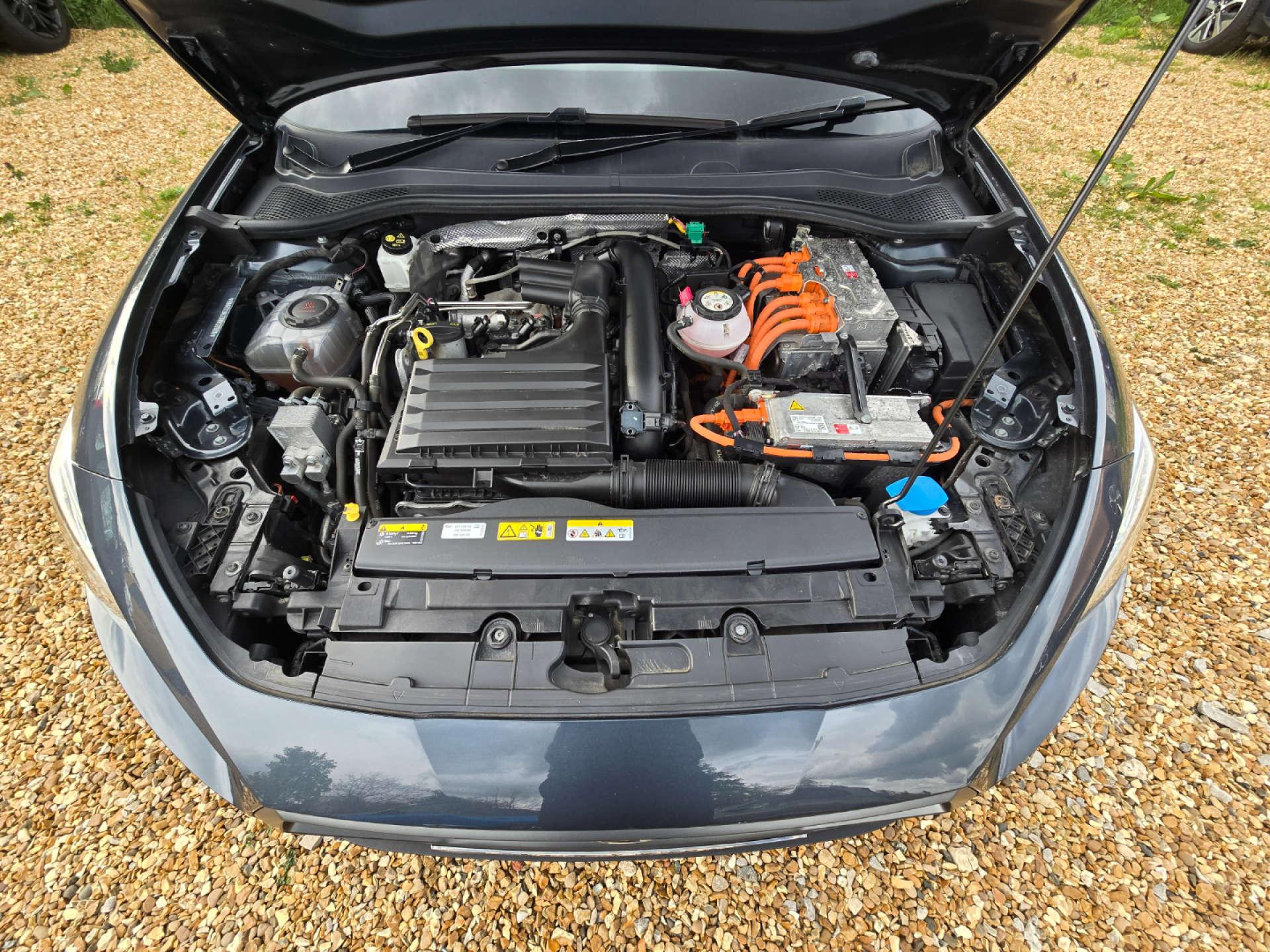 Seat Leon 1.4 Leon FR PHEV Semi-Auto 5dr 5dr Automatic 2021