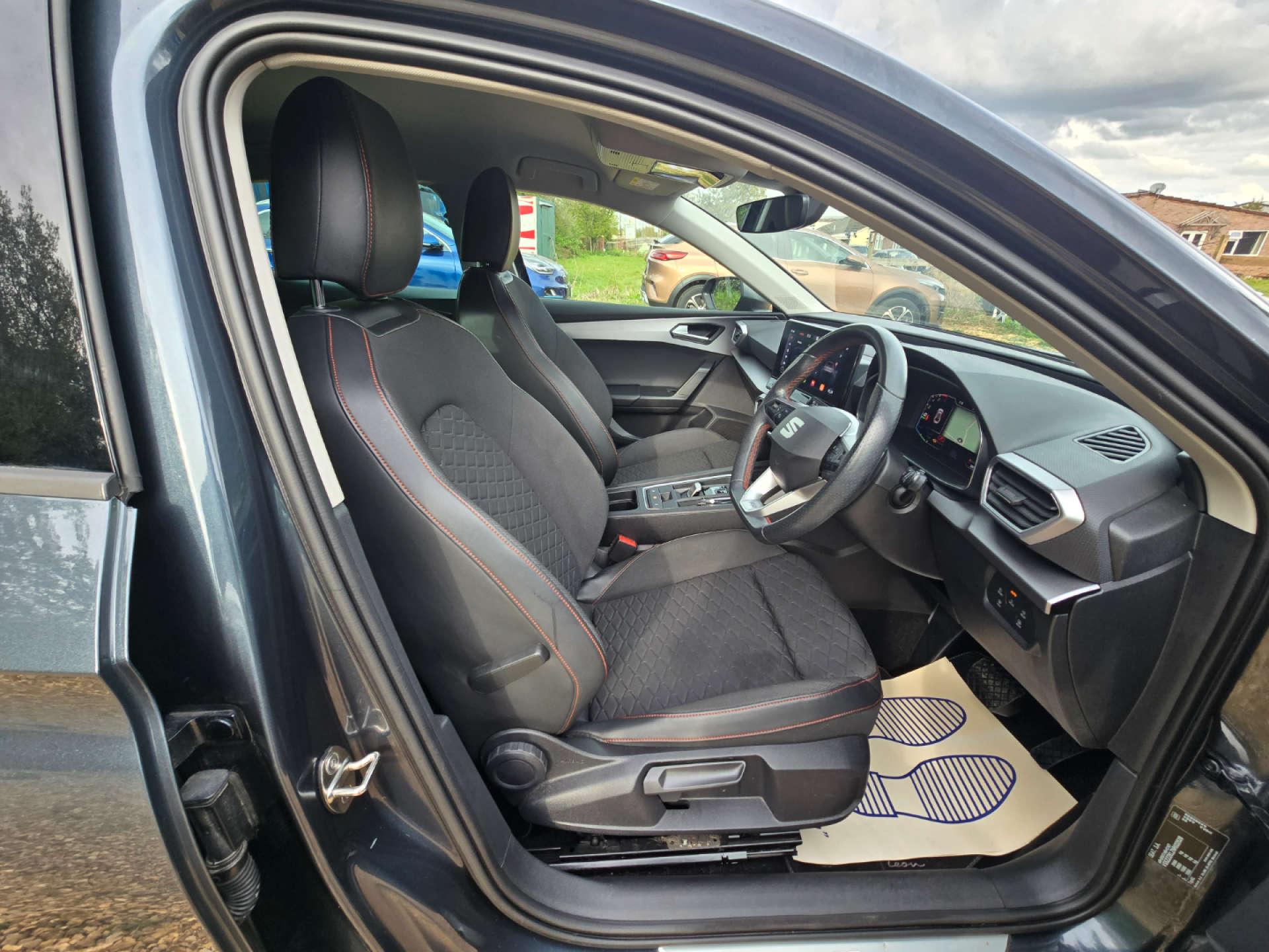 Seat Leon 1.4 Leon FR PHEV Semi-Auto 5dr 5dr Automatic 2021