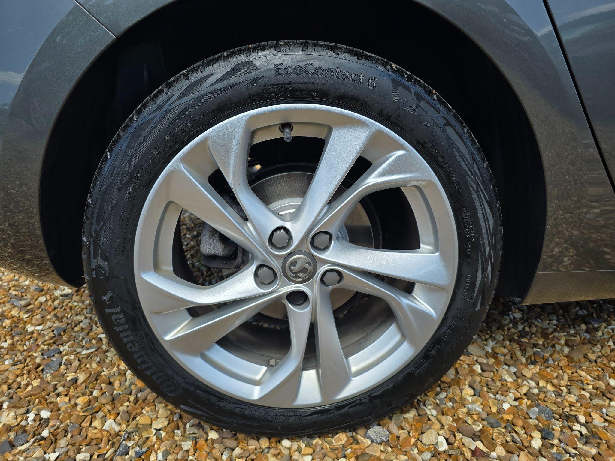 Vauxhall Astra 1.4i Turbo SRi CVT Euro 6 (s/s) 5dr 5dr Automatic 2021