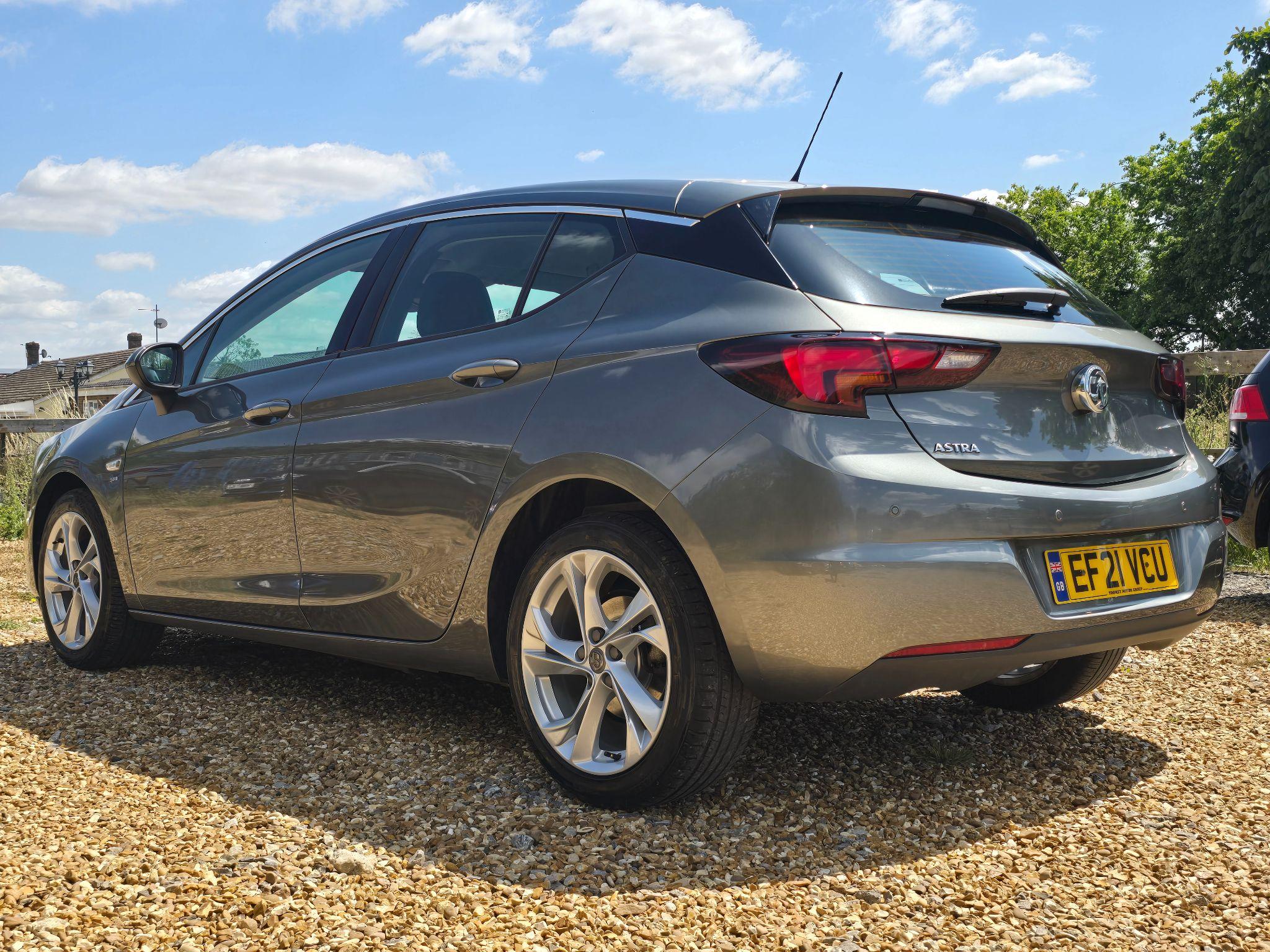 Vauxhall Astra 1.4i Turbo SRi CVT Euro 6 (s/s) 5dr 5dr Automatic 2021