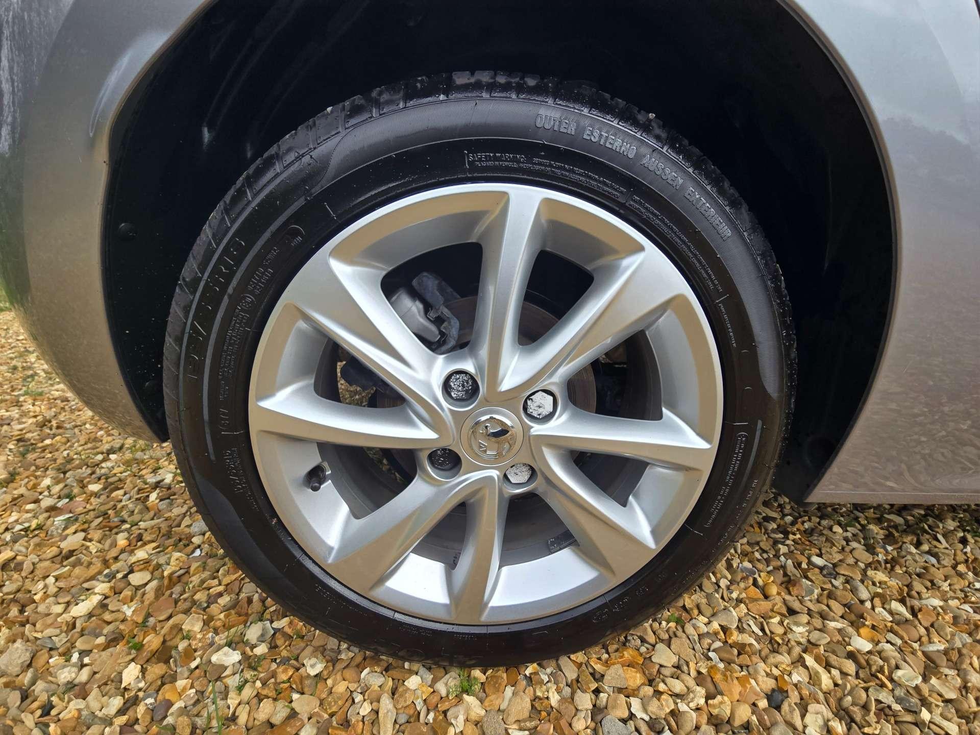 Vauxhall Corsa 1.2 Corsa SE Premium T Auto 5dr 5dr Automatic 2020