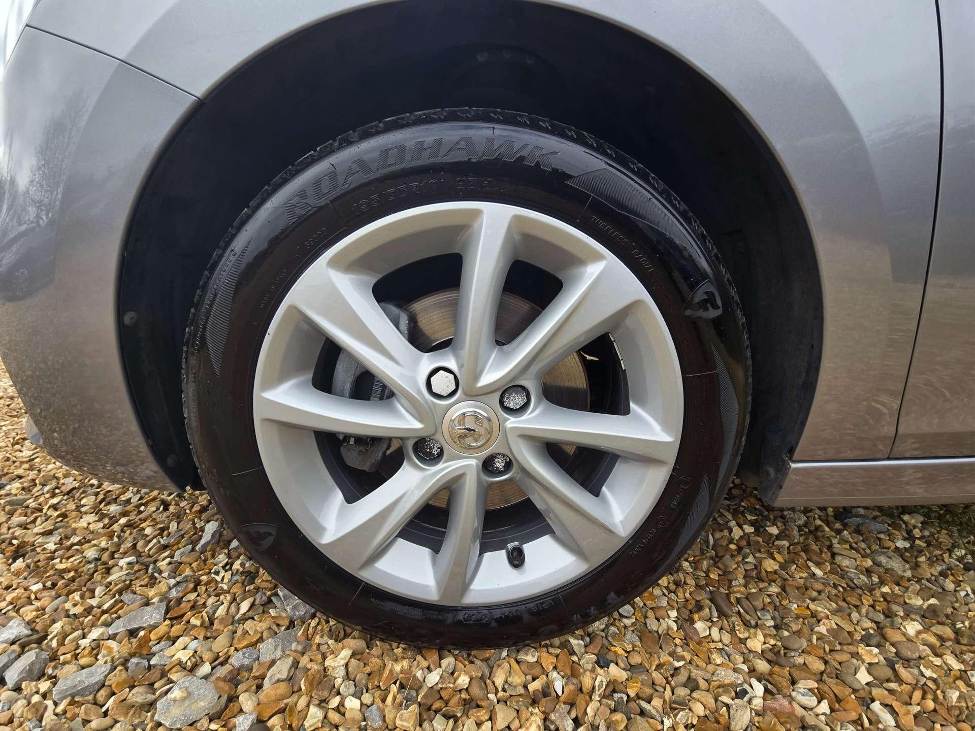 Vauxhall Corsa 1.2 Corsa SE Premium T Auto 5dr 5dr Automatic 2020