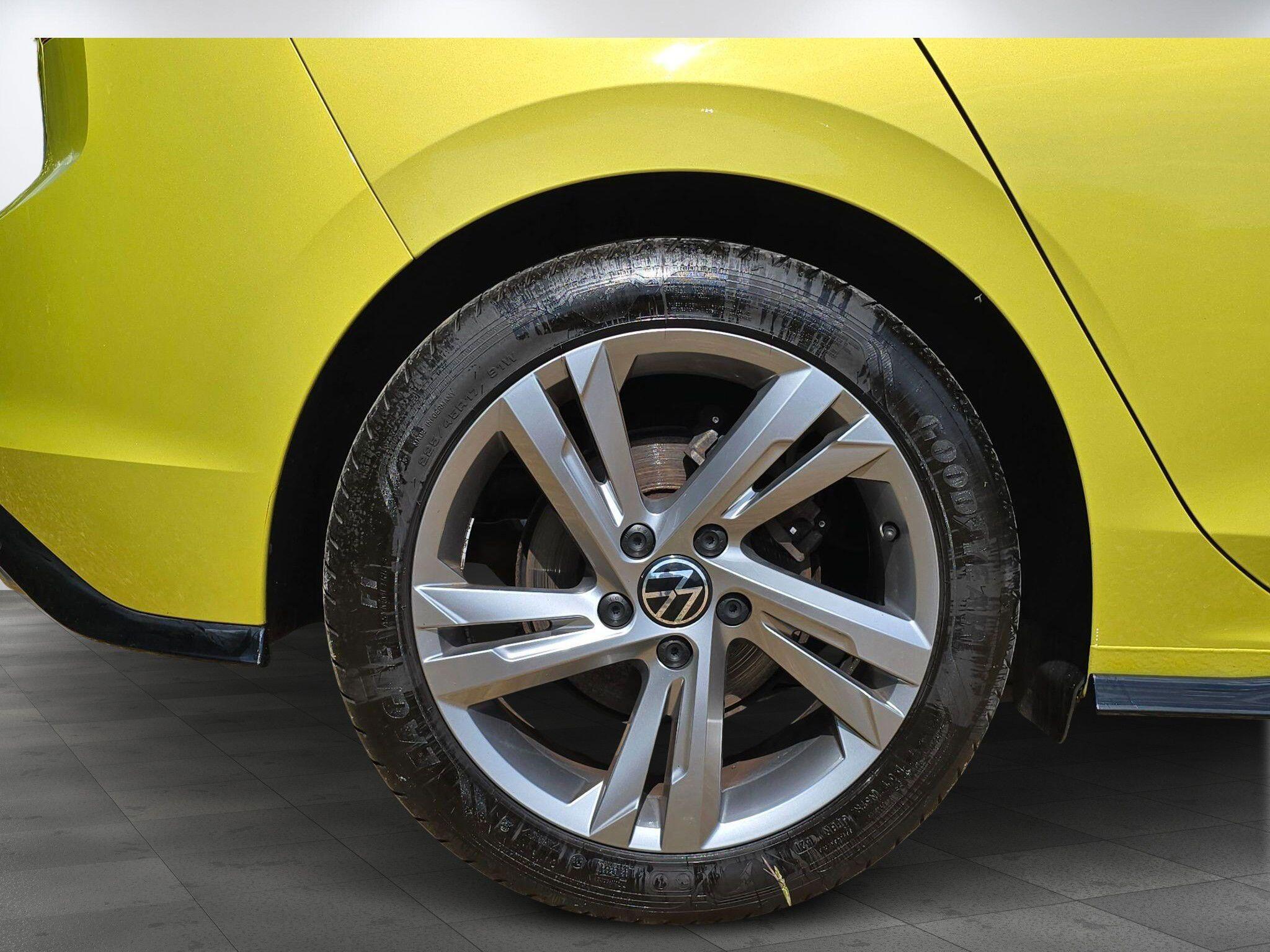 Volkswagen Golf 1.5 TSI R-Line Euro 6 (s/s) 5dr 5dr Manual 2021