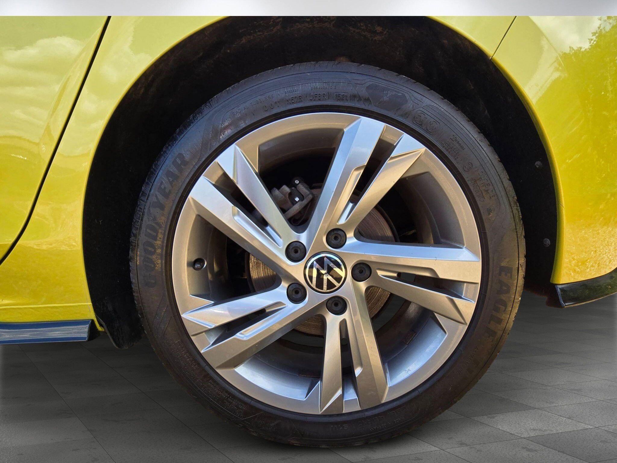 Volkswagen Golf 1.5 TSI R-Line Euro 6 (s/s) 5dr 5dr Manual 2021
